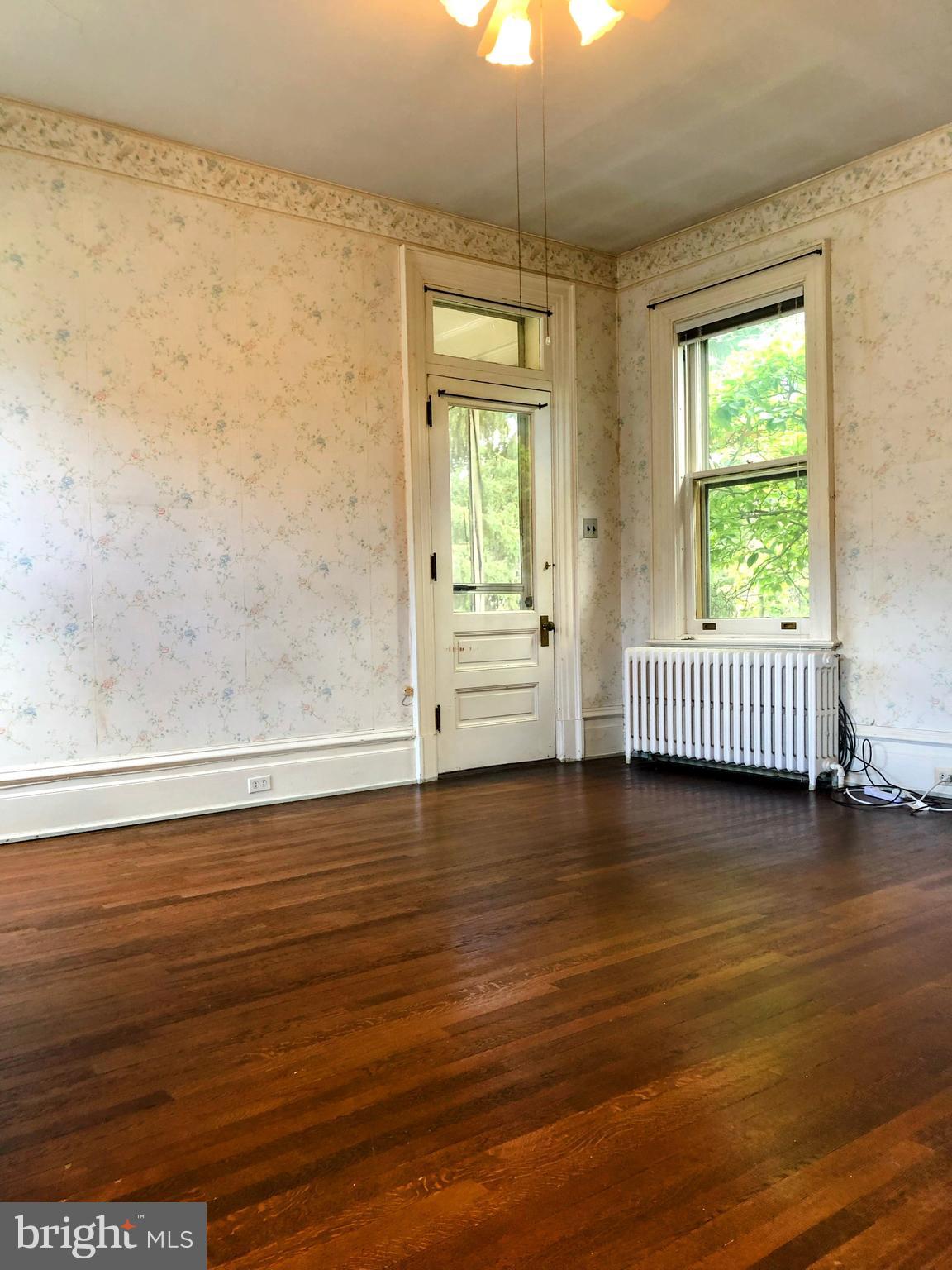 SCHOOL LANE HILLS - Residential