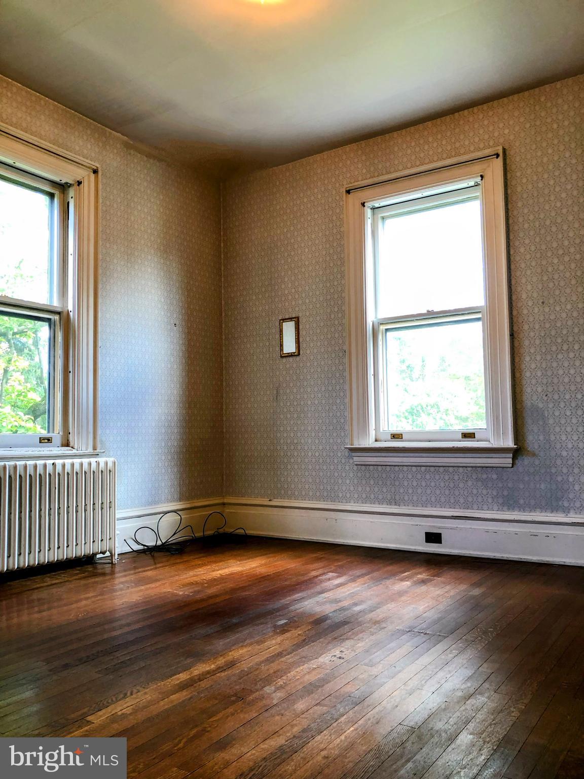 SCHOOL LANE HILLS - Residential