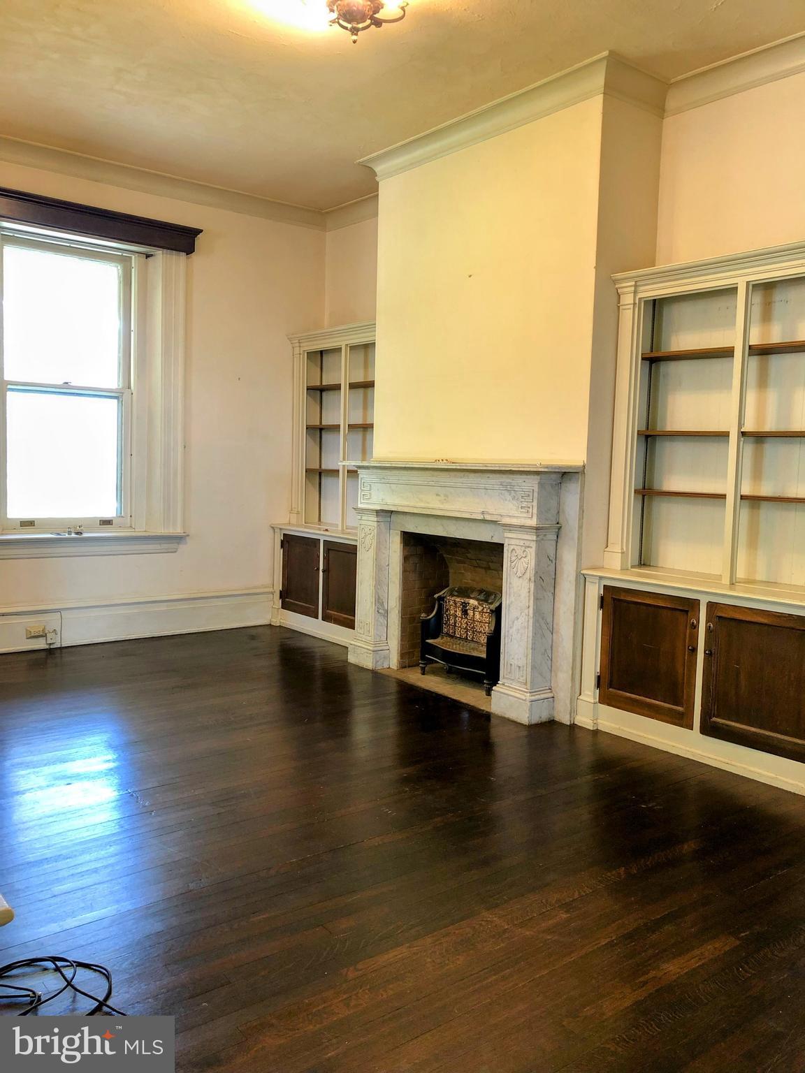 SCHOOL LANE HILLS - Residential