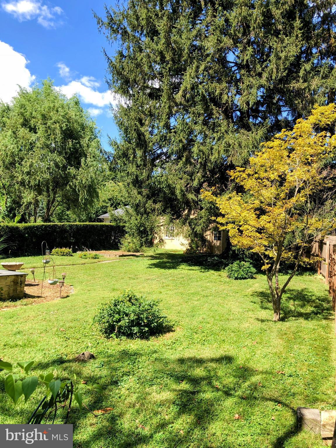 SCHOOL LANE HILLS - Residential