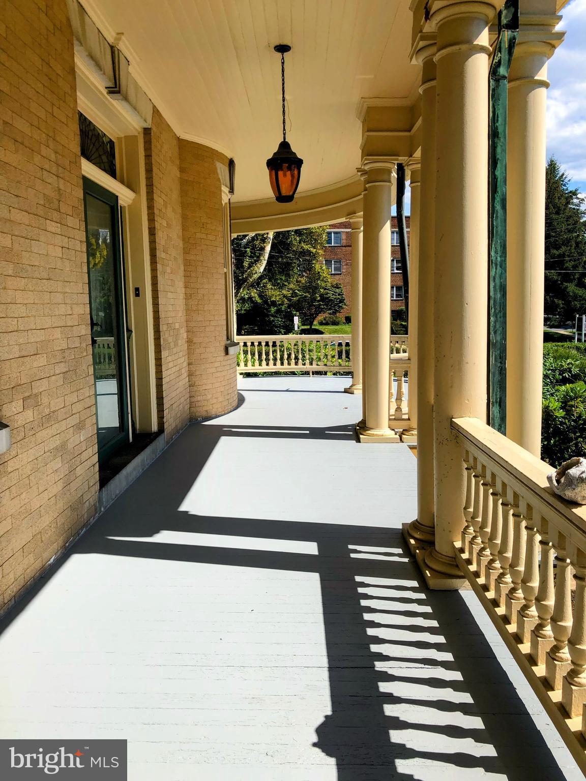 SCHOOL LANE HILLS - Residential