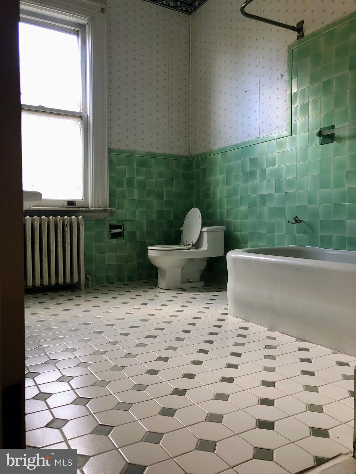 SCHOOL LANE HILLS - Residential