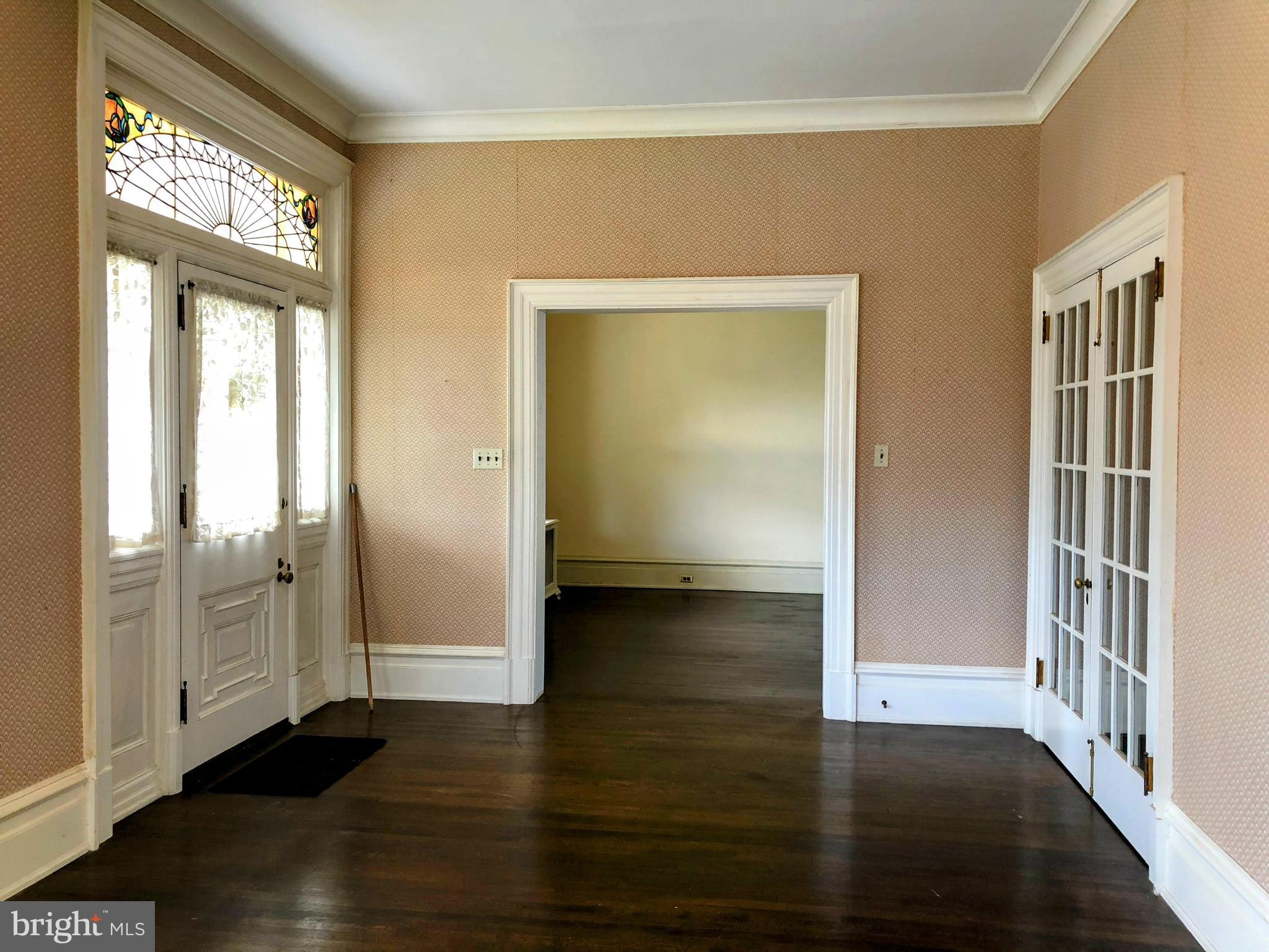 SCHOOL LANE HILLS - Residential