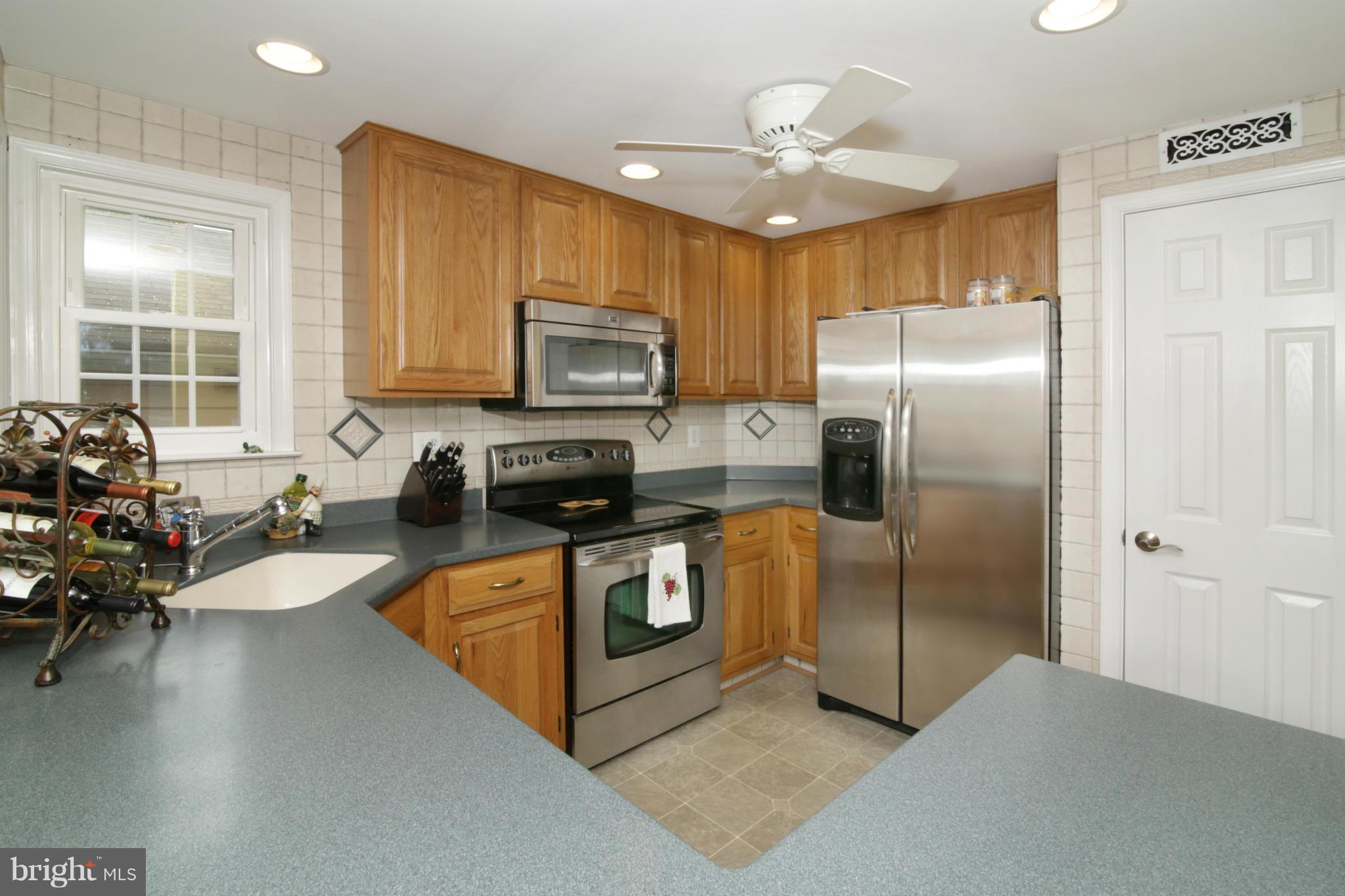 KINGSTOWNE - Residential Lease