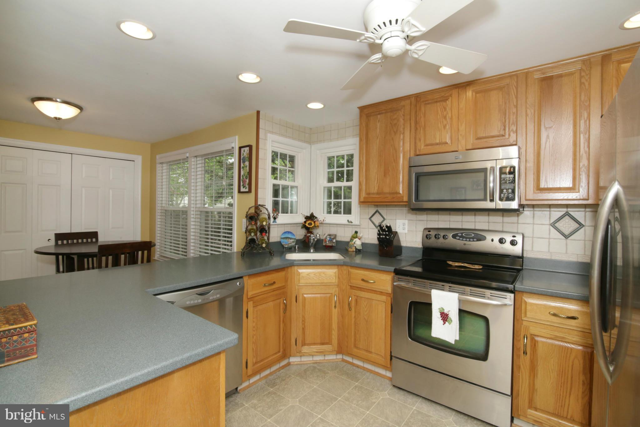 KINGSTOWNE - Residential Lease