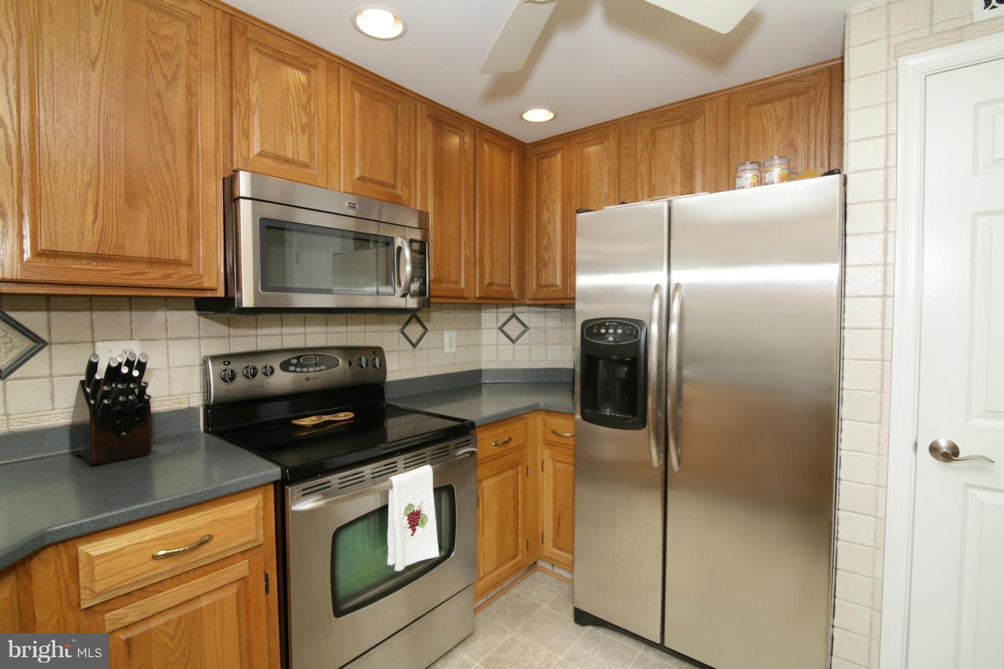 KINGSTOWNE - Residential Lease