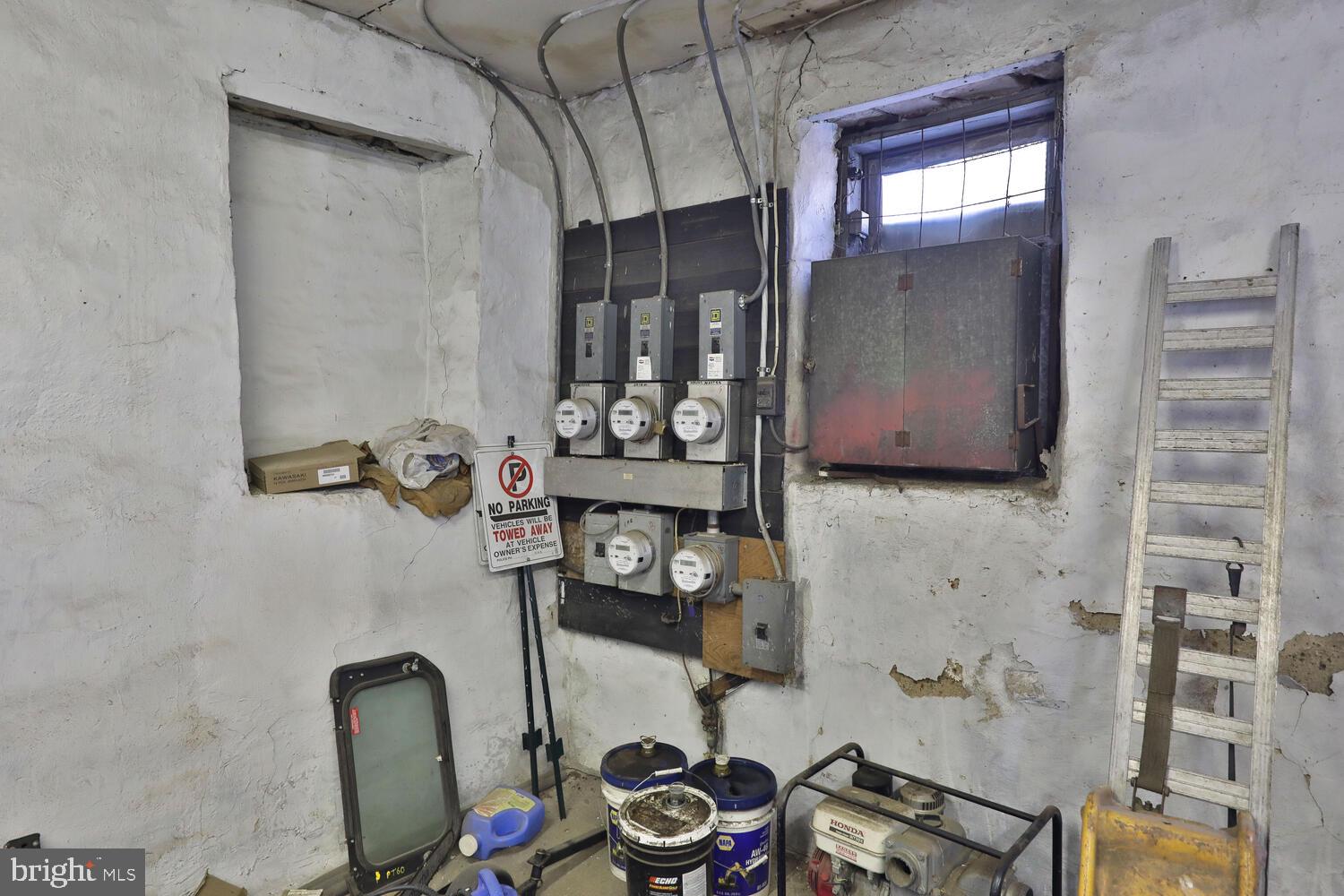 NORRISTOWN - Commercial Sale