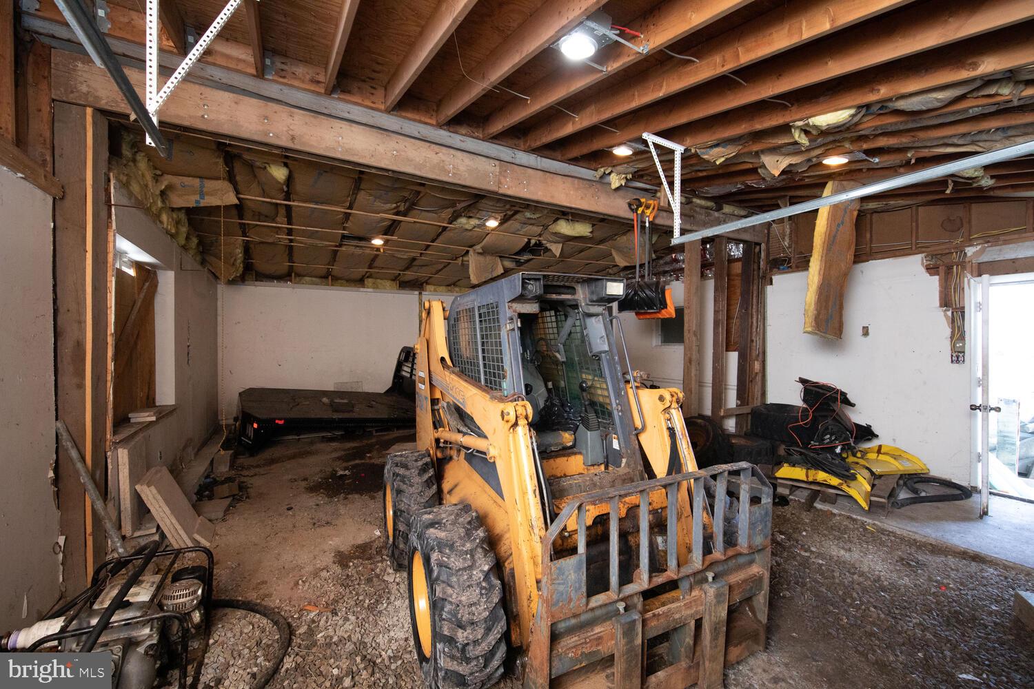 NORRISTOWN - Commercial Sale