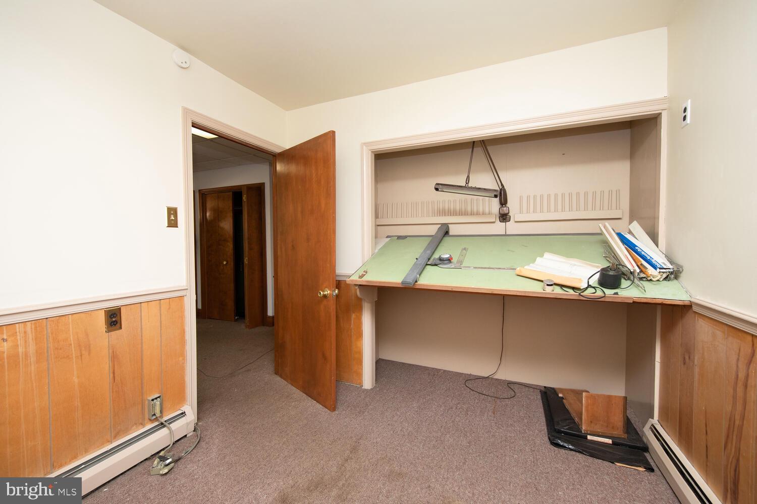 NORRISTOWN - Commercial Sale