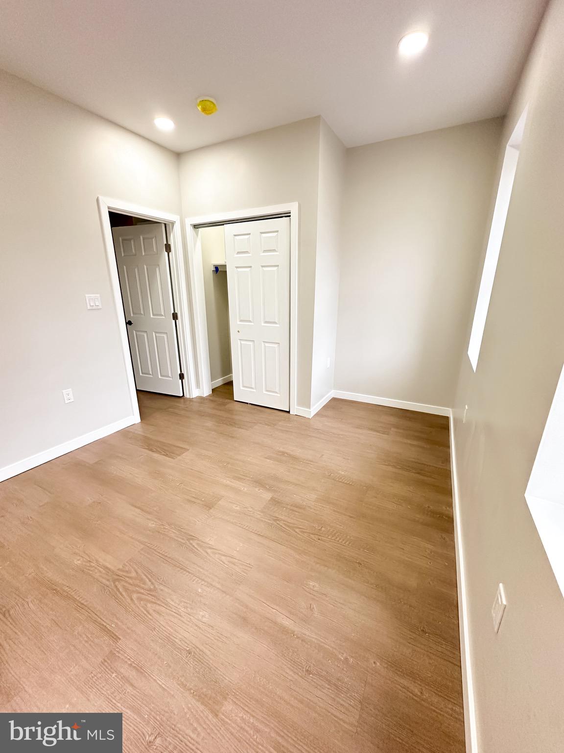 LOWER MOYAMENSING - Residential