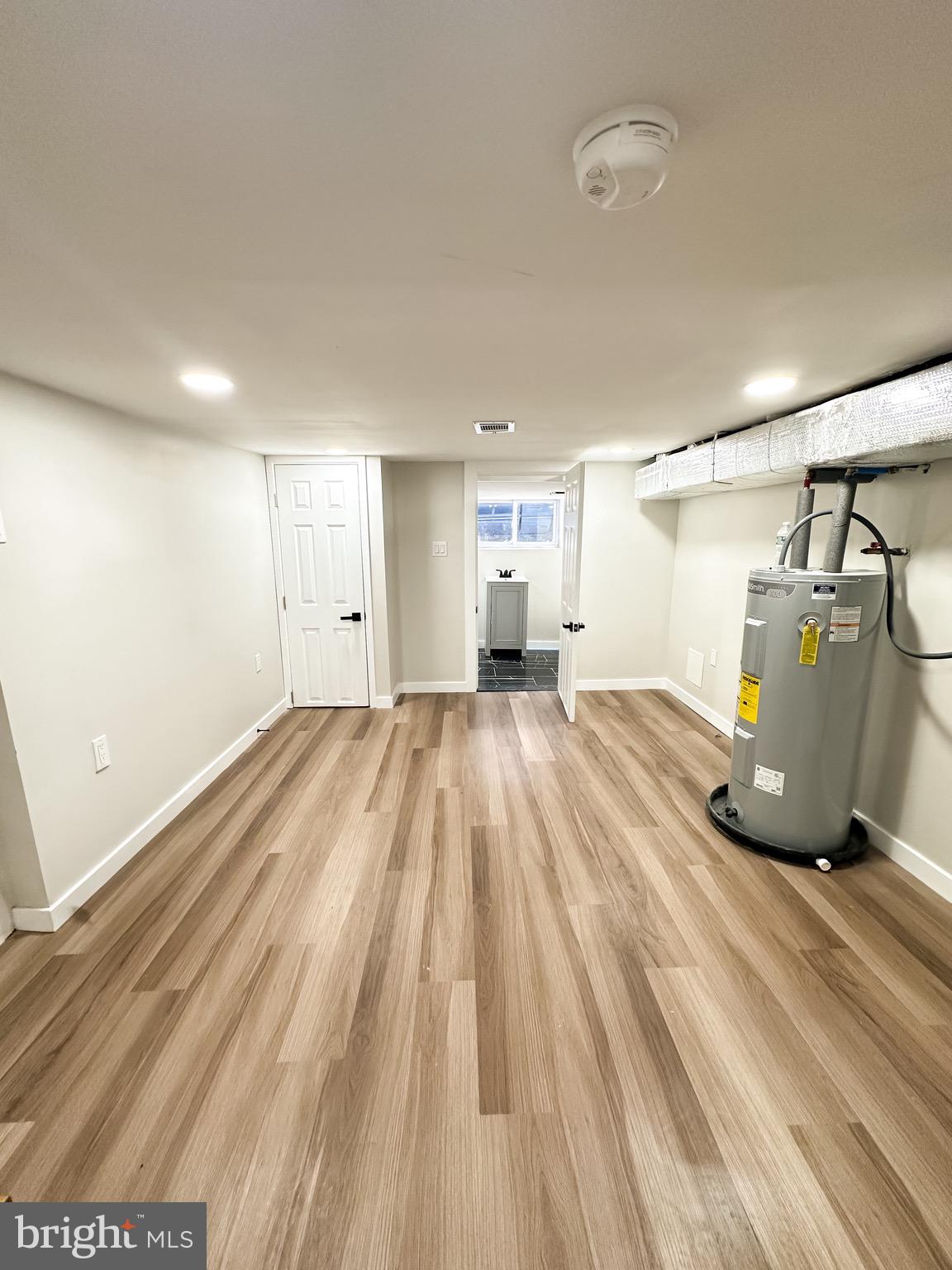 LOWER MOYAMENSING - Residential