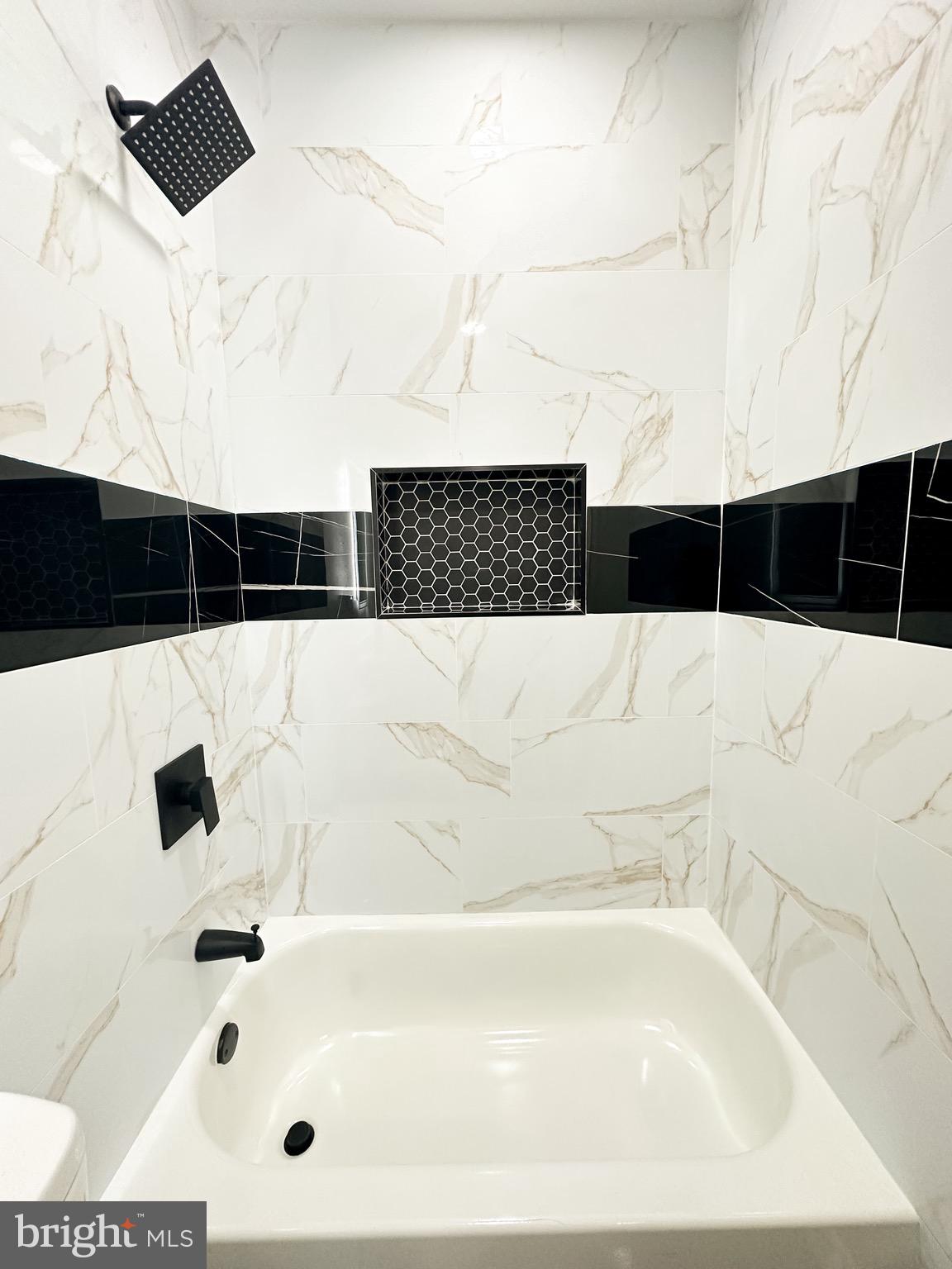 LOWER MOYAMENSING - Residential