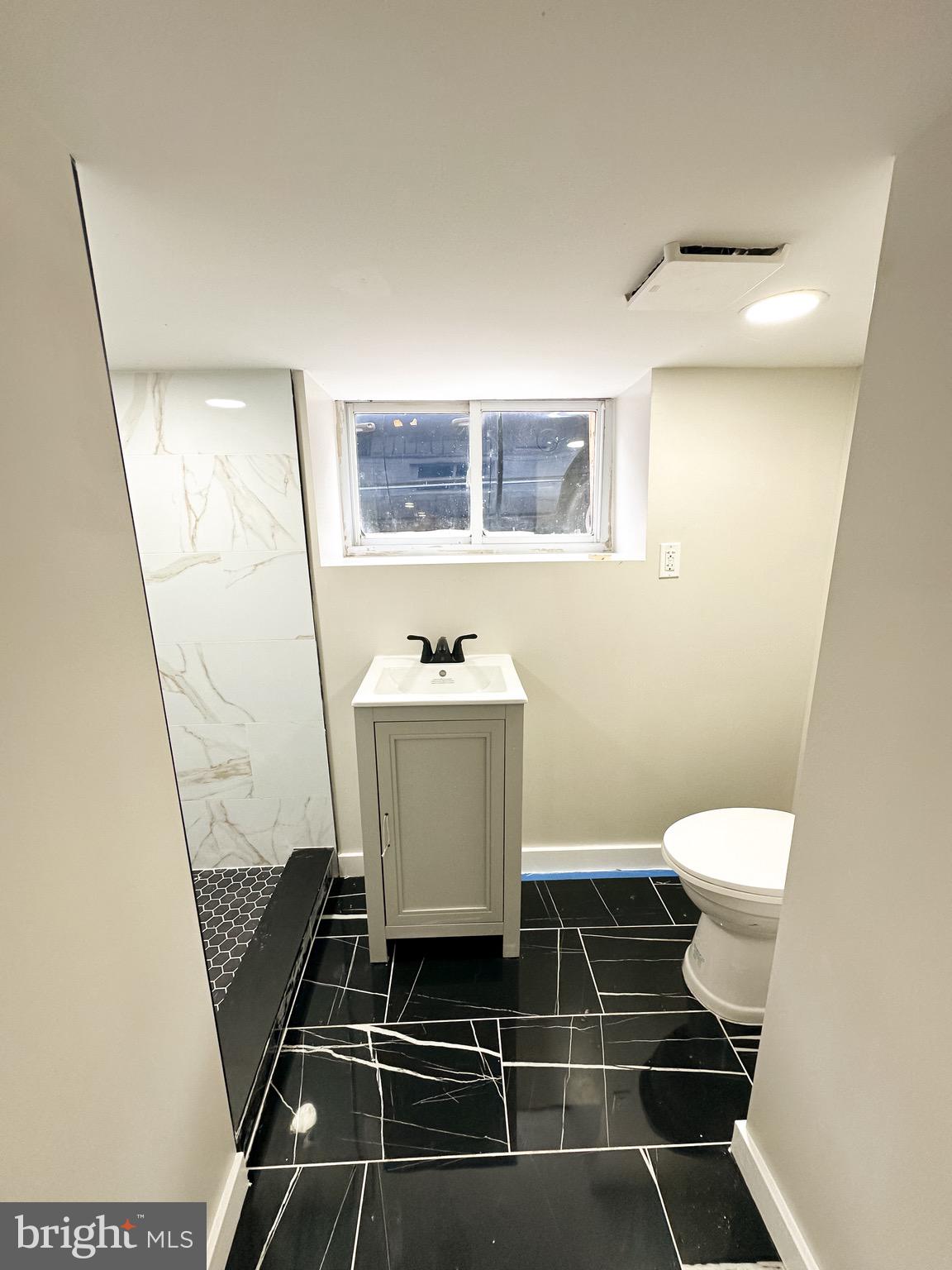 LOWER MOYAMENSING - Residential