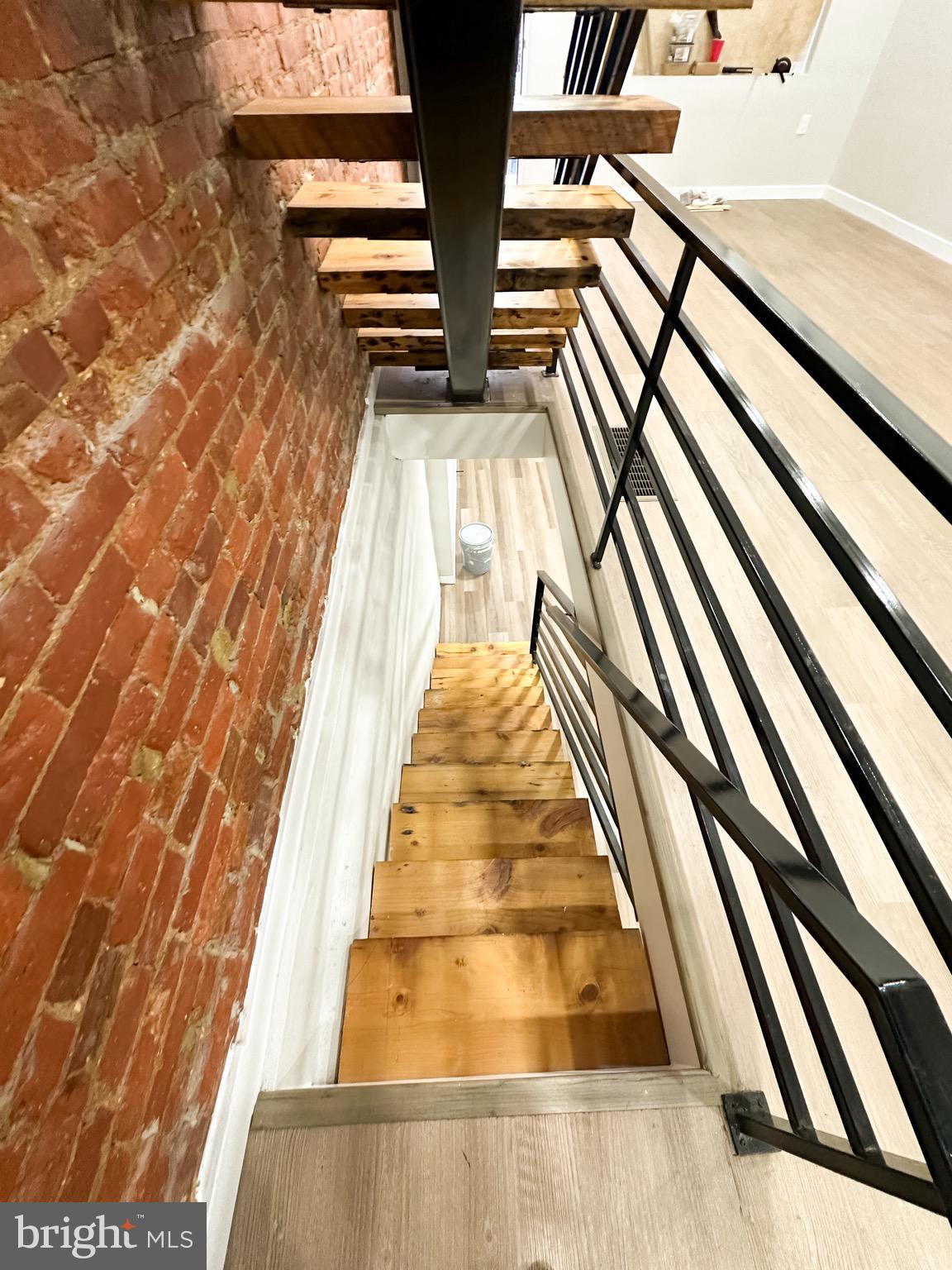 2437 S BEULAH STREET