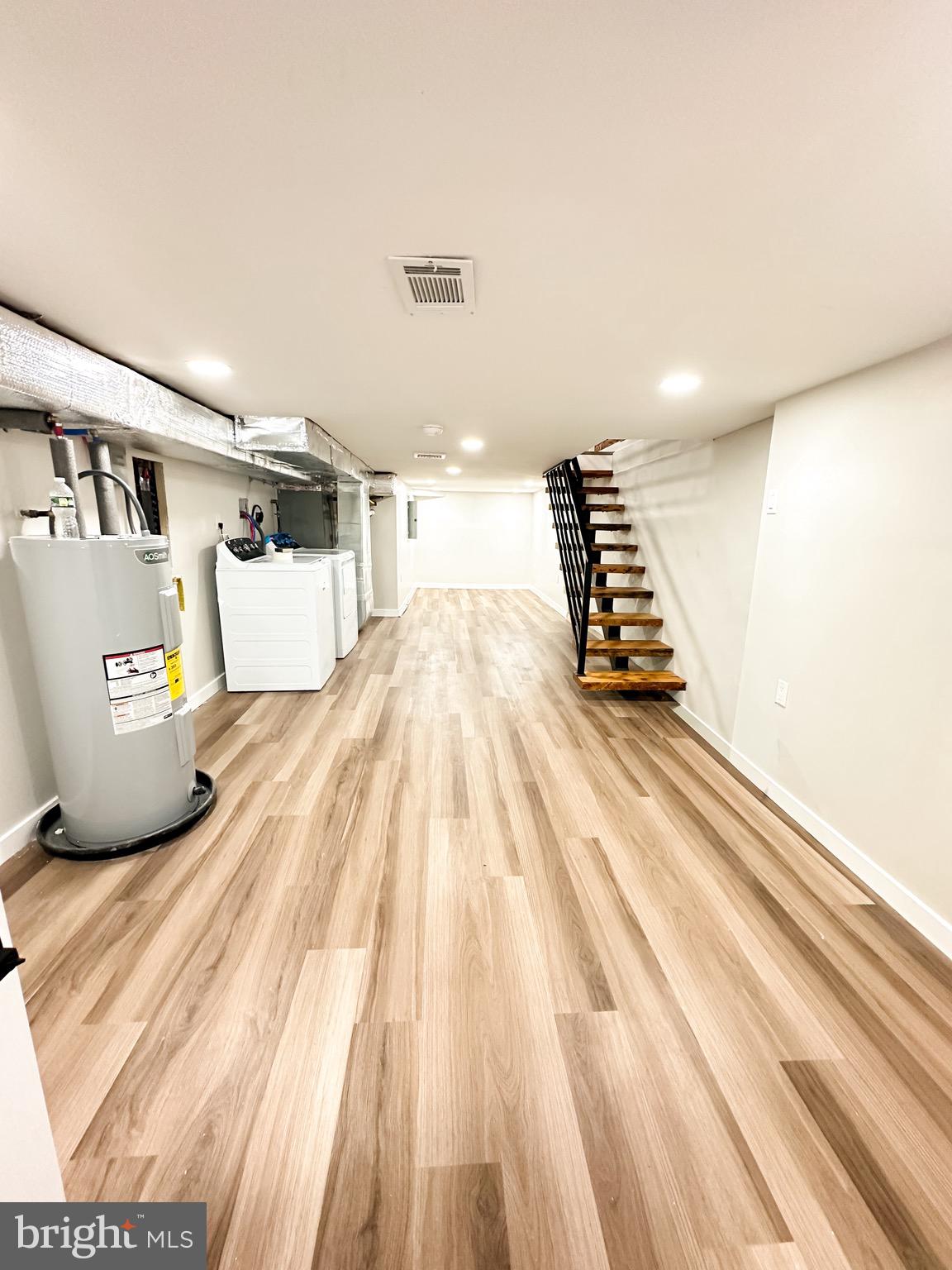 LOWER MOYAMENSING - Residential