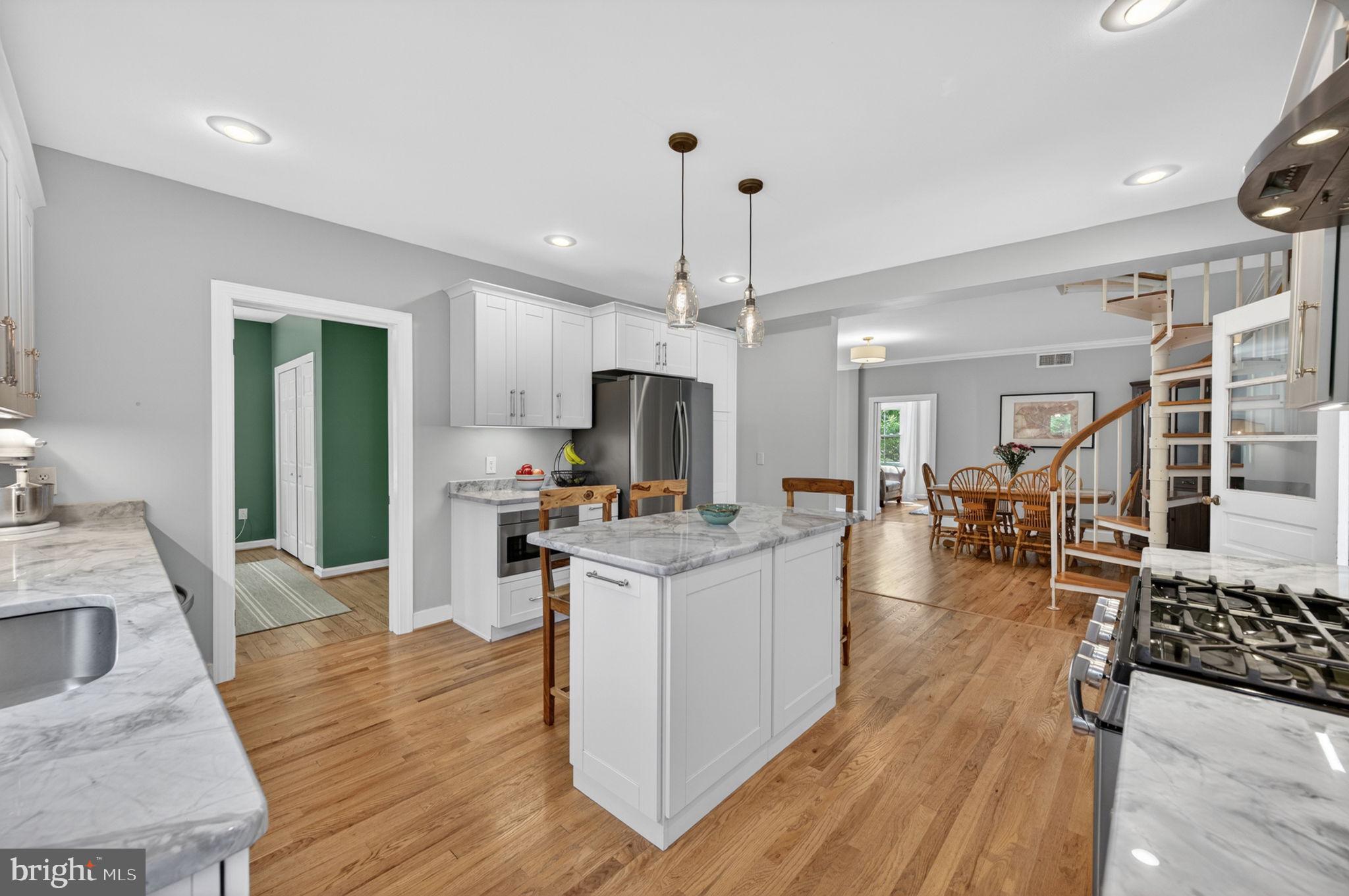 HIGHLAND - Residential