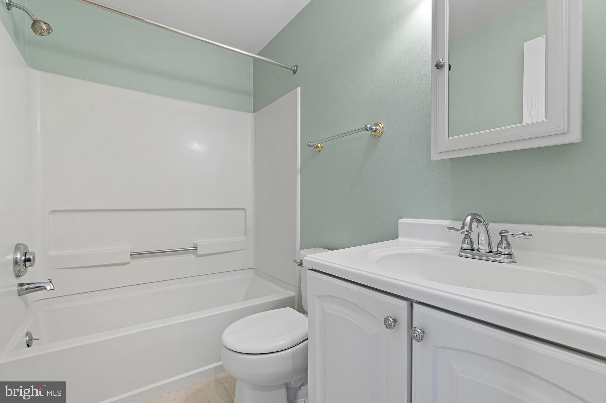2426 W 7TH STREET
