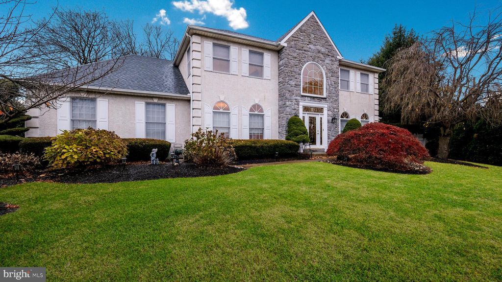 Photo of 15 Lori Lane, HUNTINGDON VALLEY, PA 19006 (MLS # PAMC2161290)