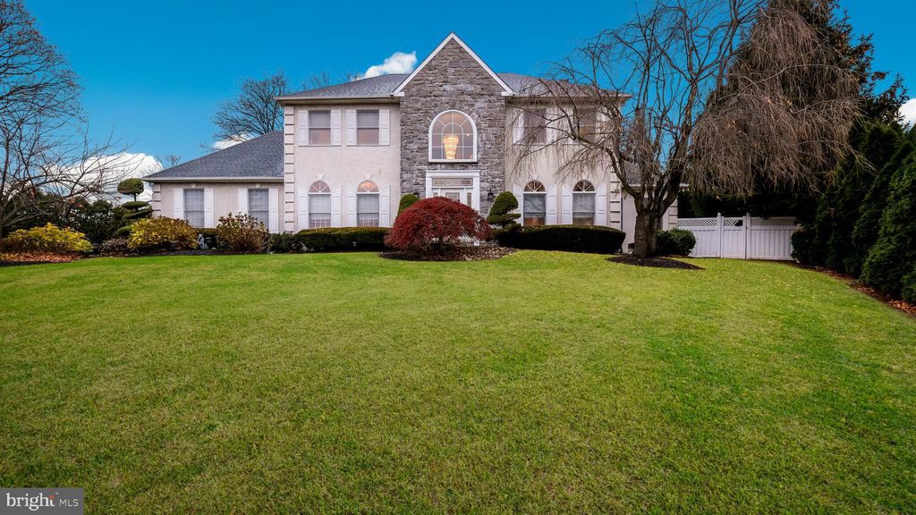 Photo of 15 Lori Lane, HUNTINGDON VALLEY, PA 19006 (MLS # PAMC2161290)