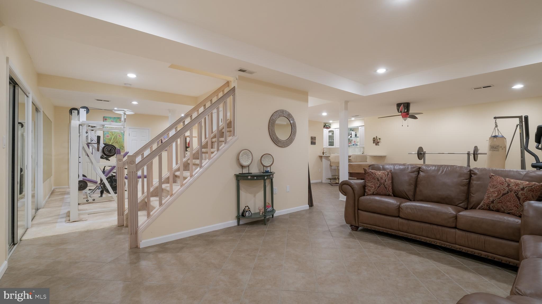 HUNTINGDON VALLEY - Residential