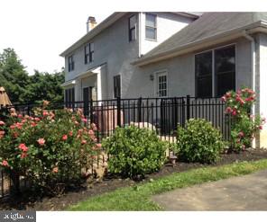 HUNTINGDON VALLEY - Residential