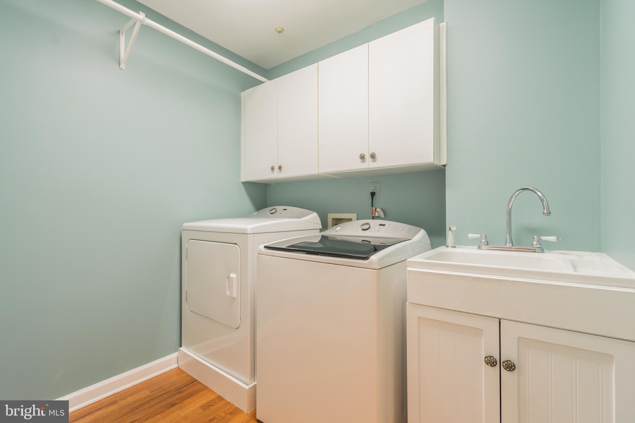 HUNTERBROOKE - Residential