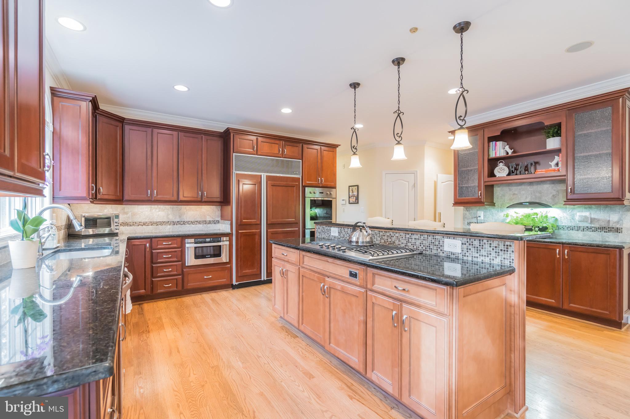 HUNTERBROOKE - Residential