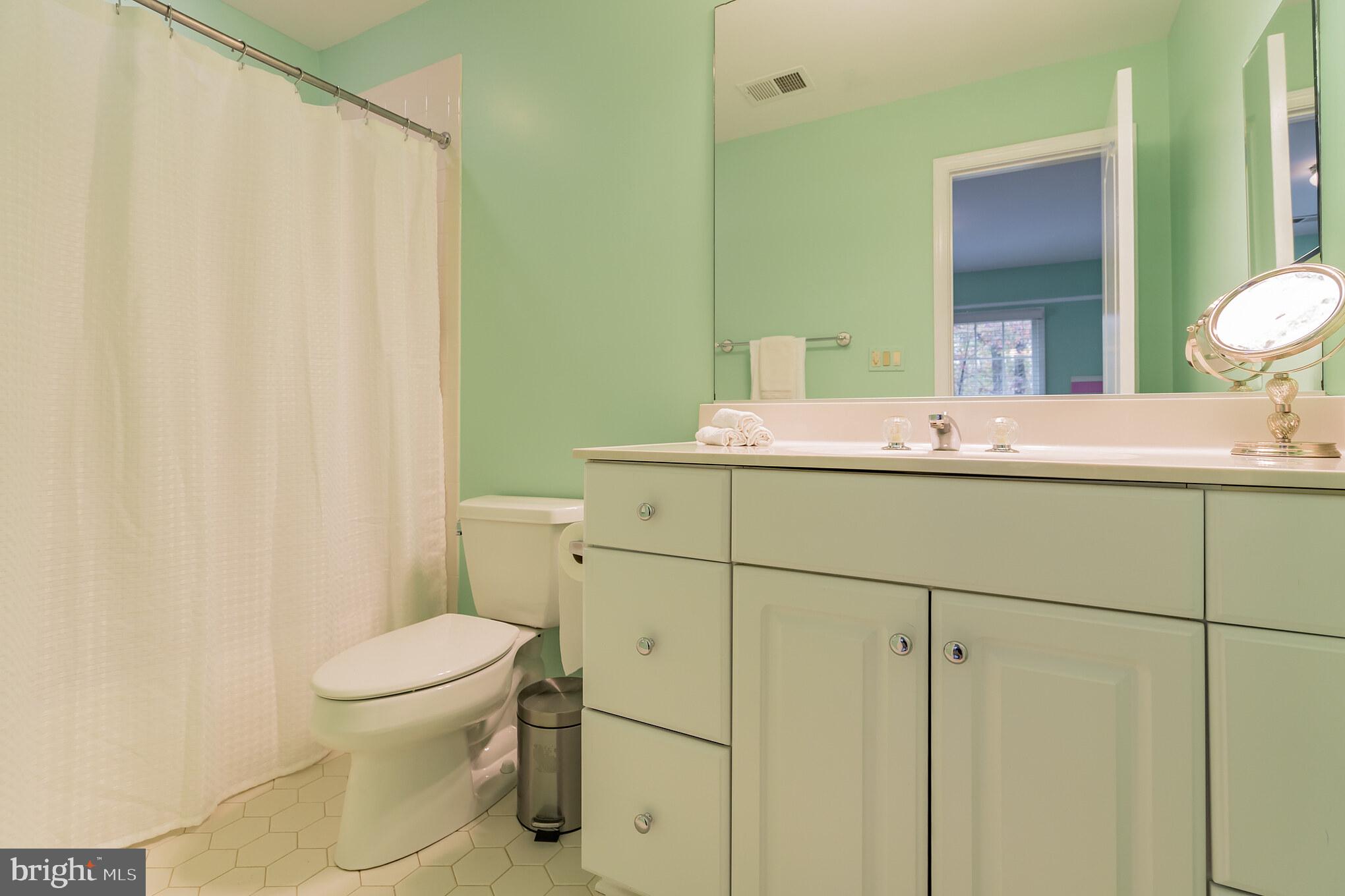 HUNTERBROOKE - Residential