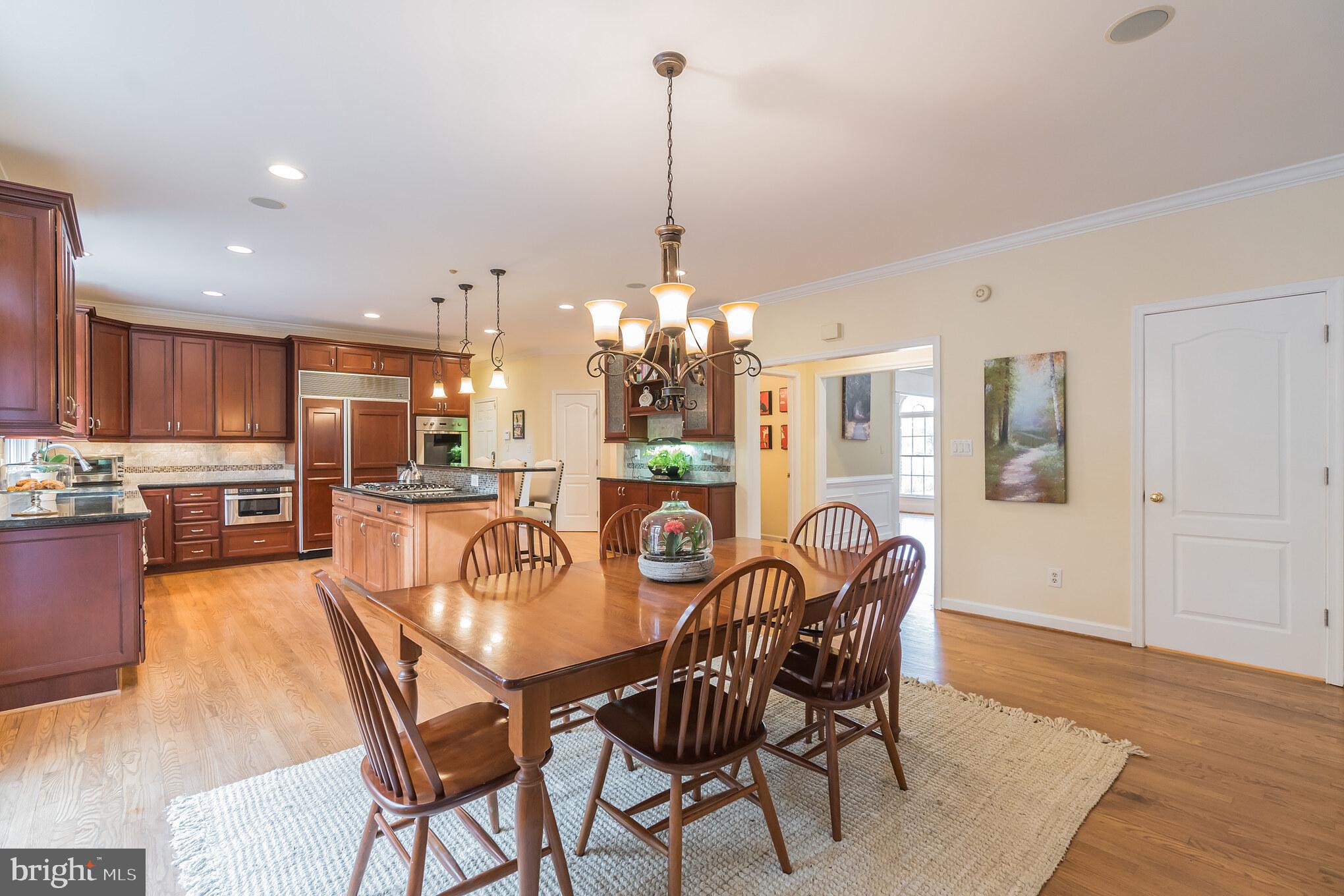 HUNTERBROOKE - Residential