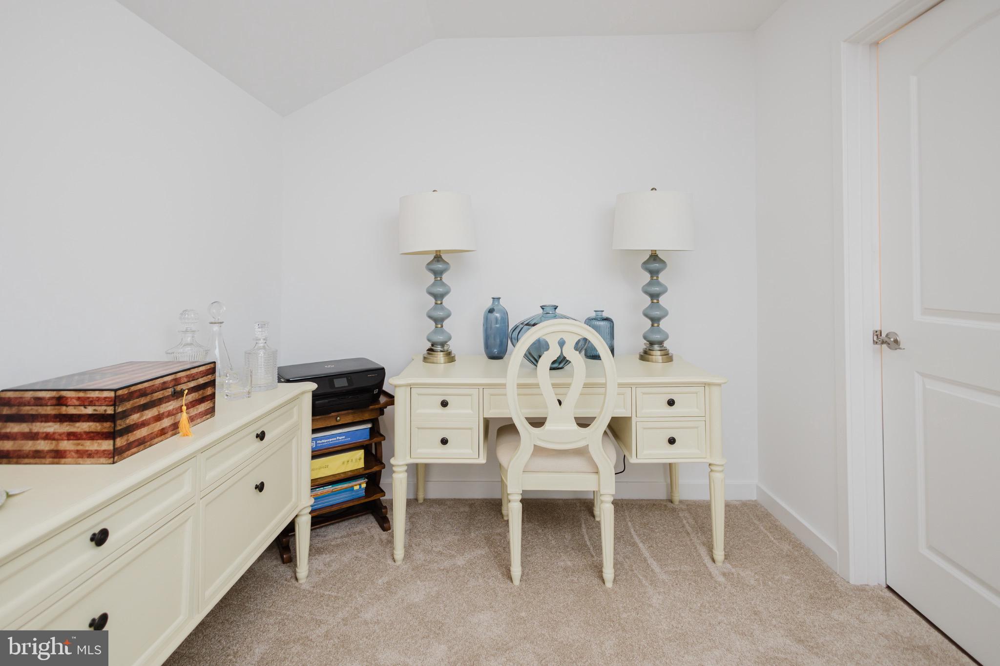 CARDINAL POINTE - Residential