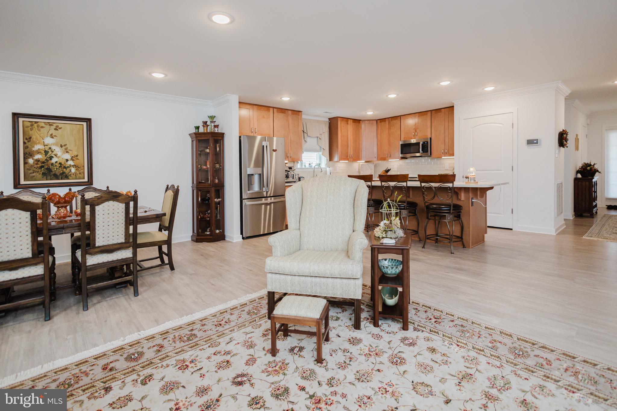 CARDINAL POINTE - Residential