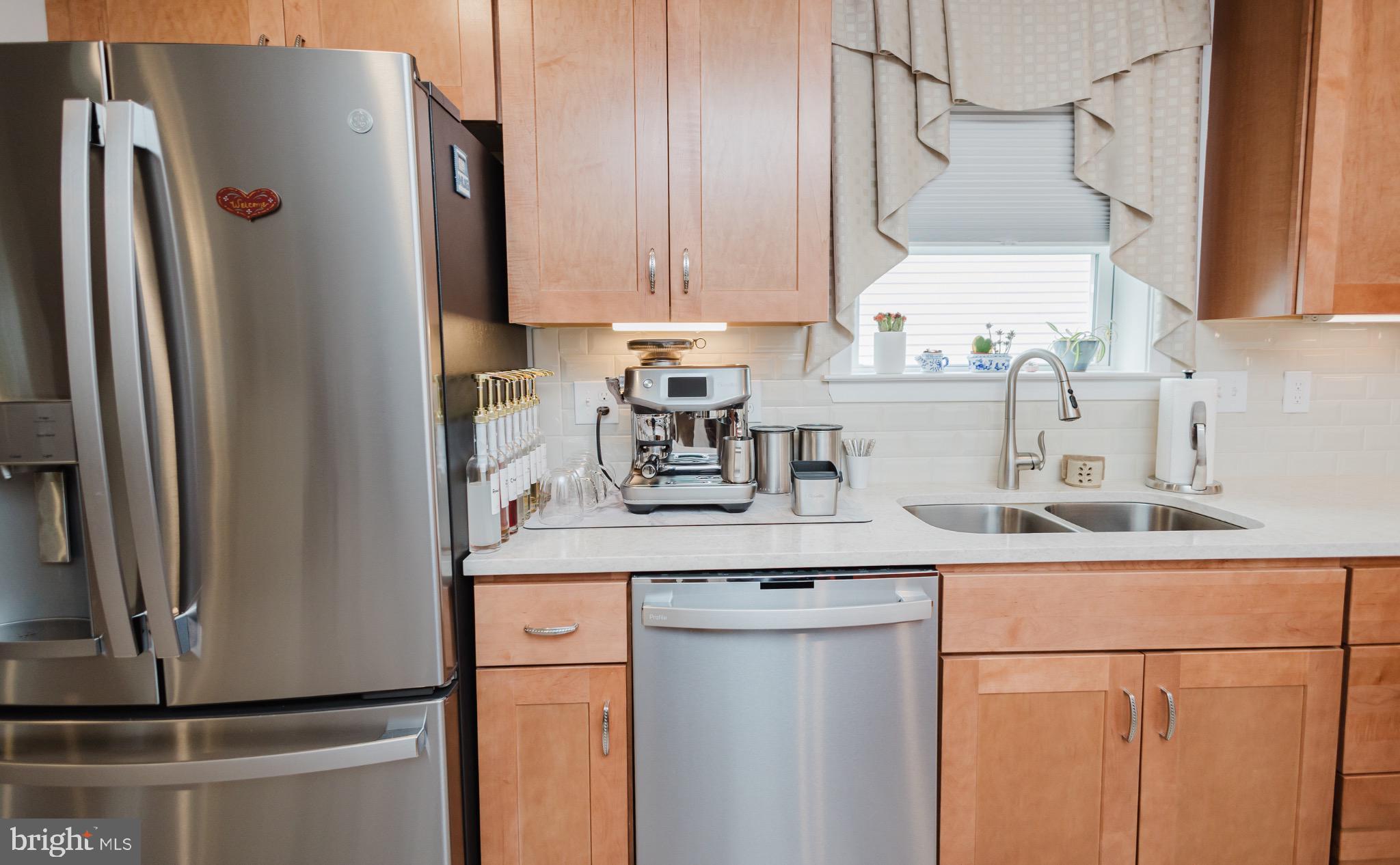 CARDINAL POINTE - Residential