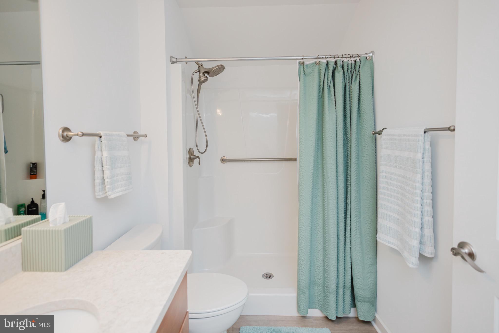 CARDINAL POINTE - Residential