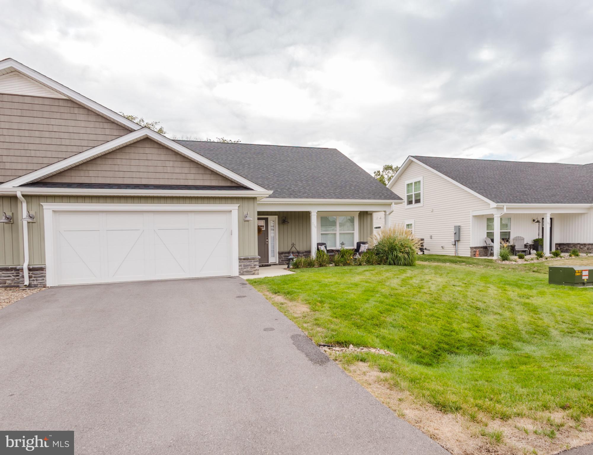 CARDINAL POINTE - Residential