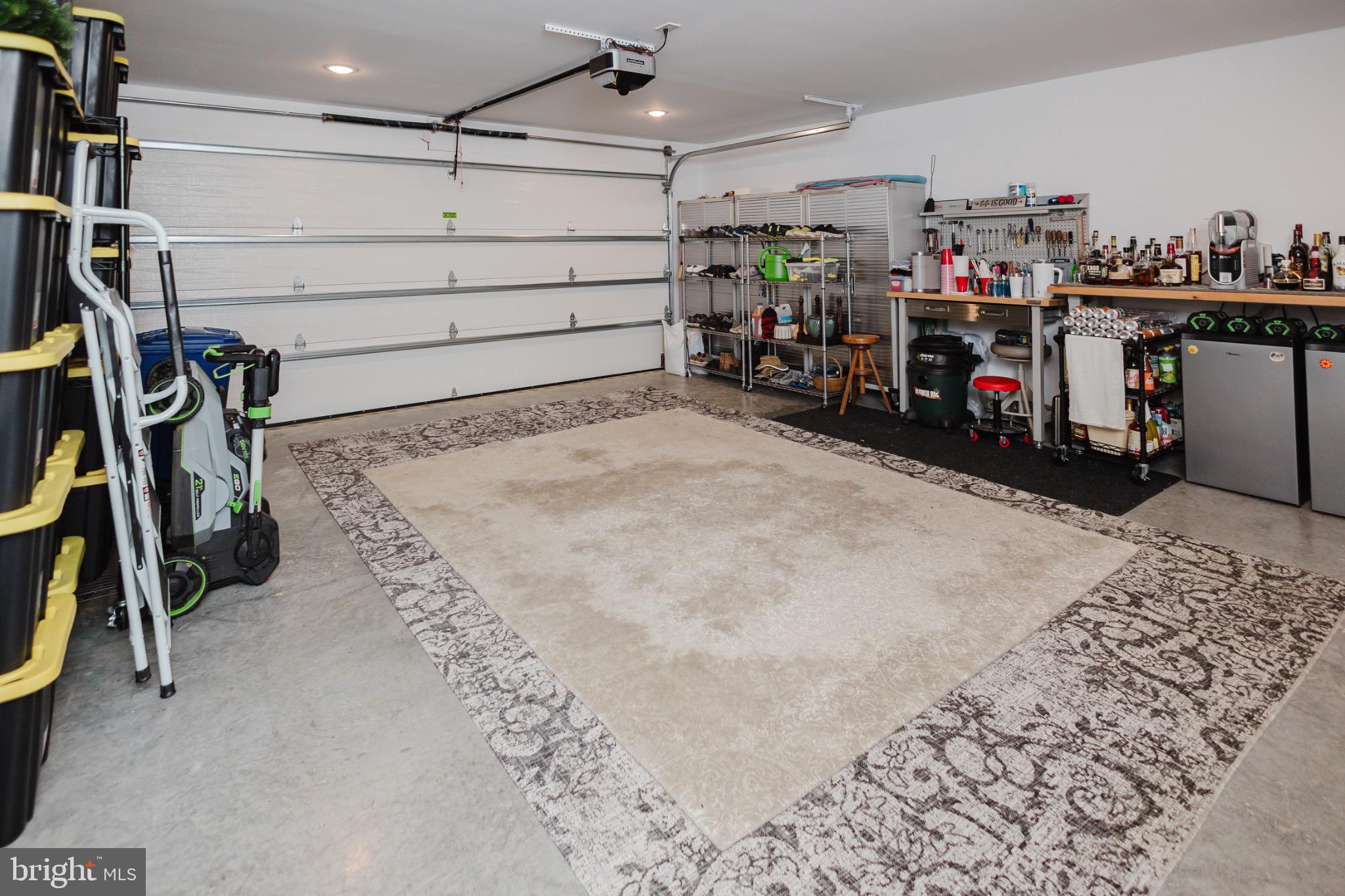 CARDINAL POINTE - Residential