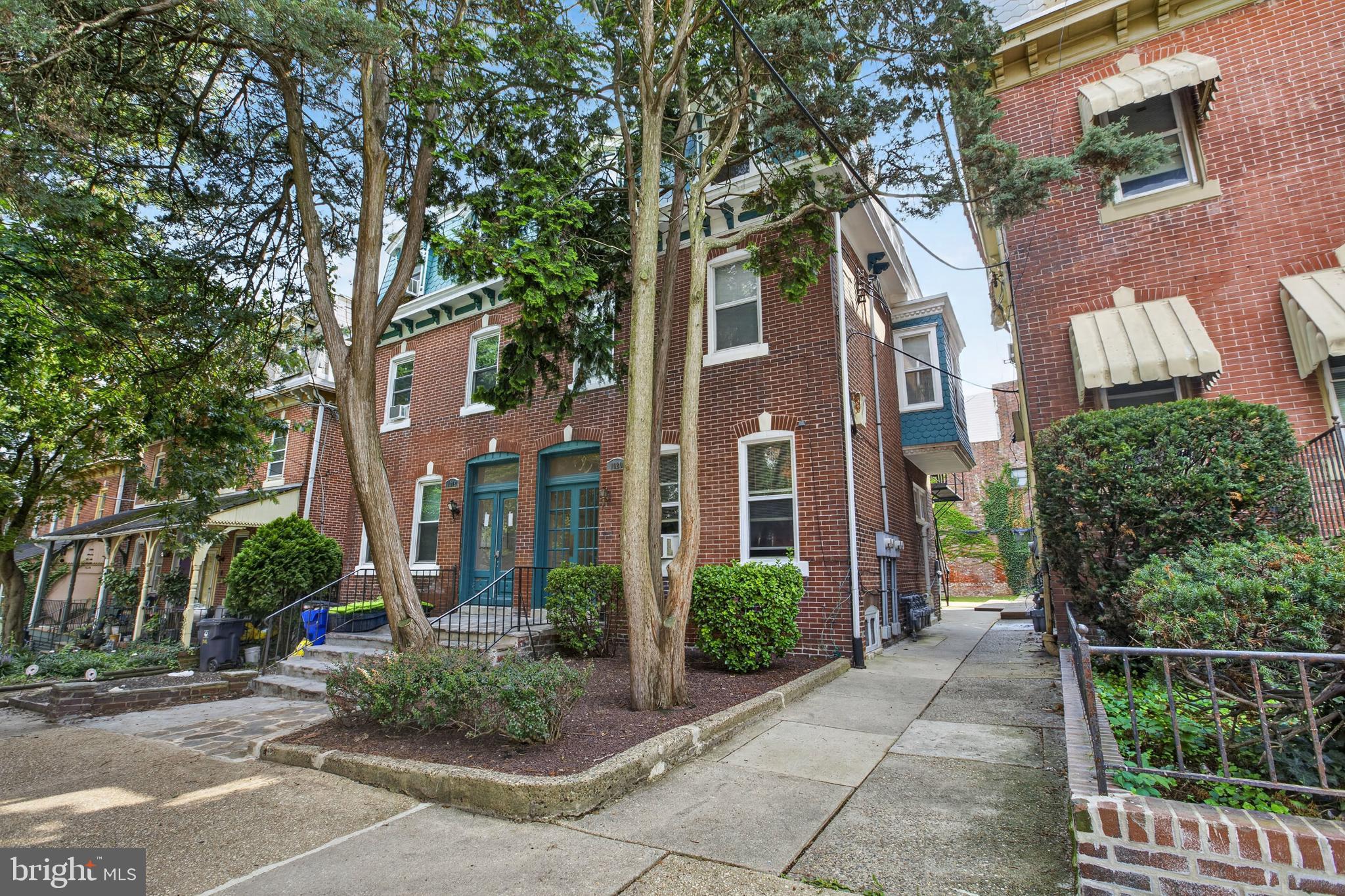 1020 W 8TH STREET