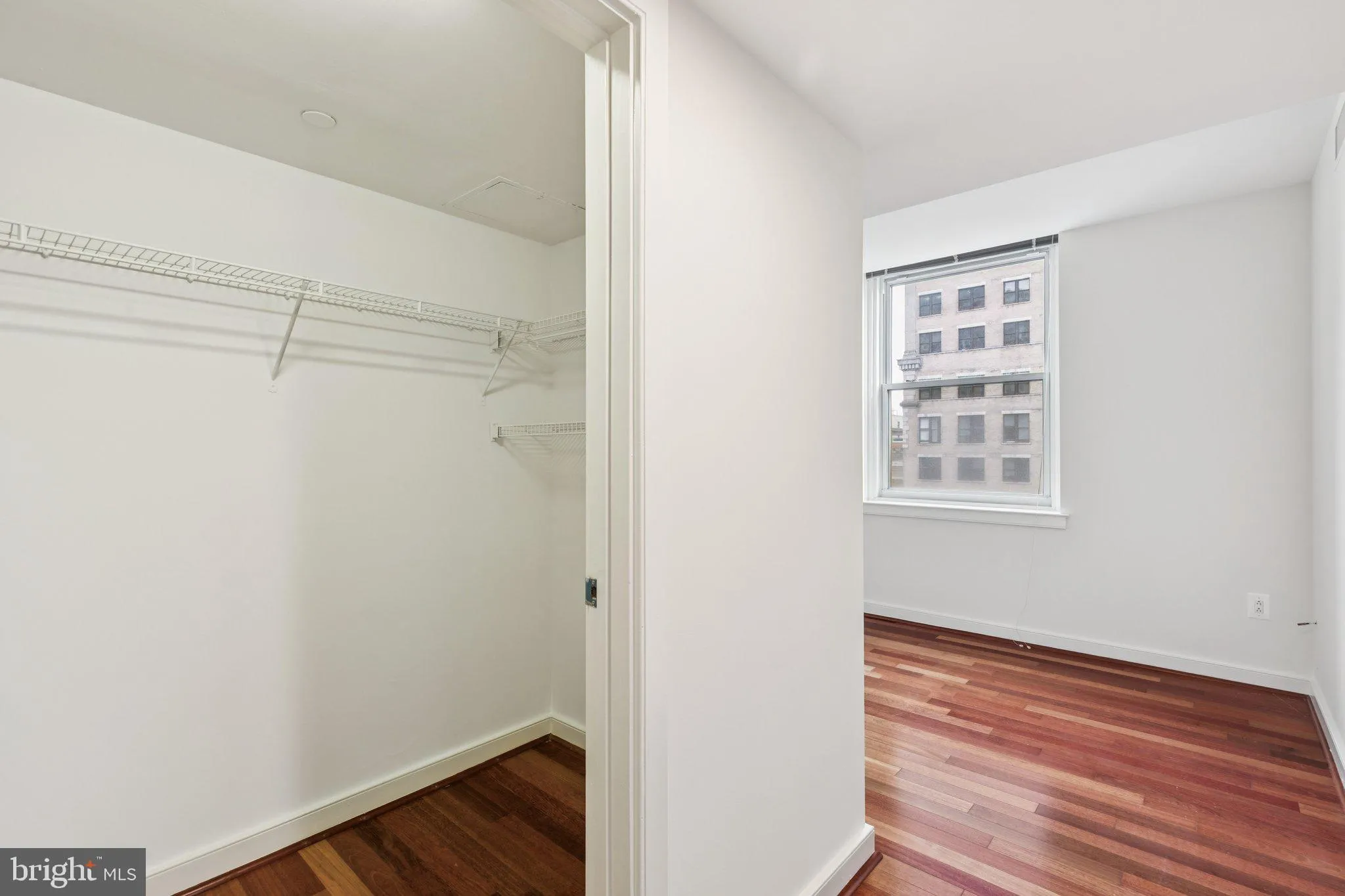 Philadelphia, Pennsylvania 19102, United States, 2 Bedrooms Bedrooms, ,2 BathroomsBathrooms,Residential,Active,197165