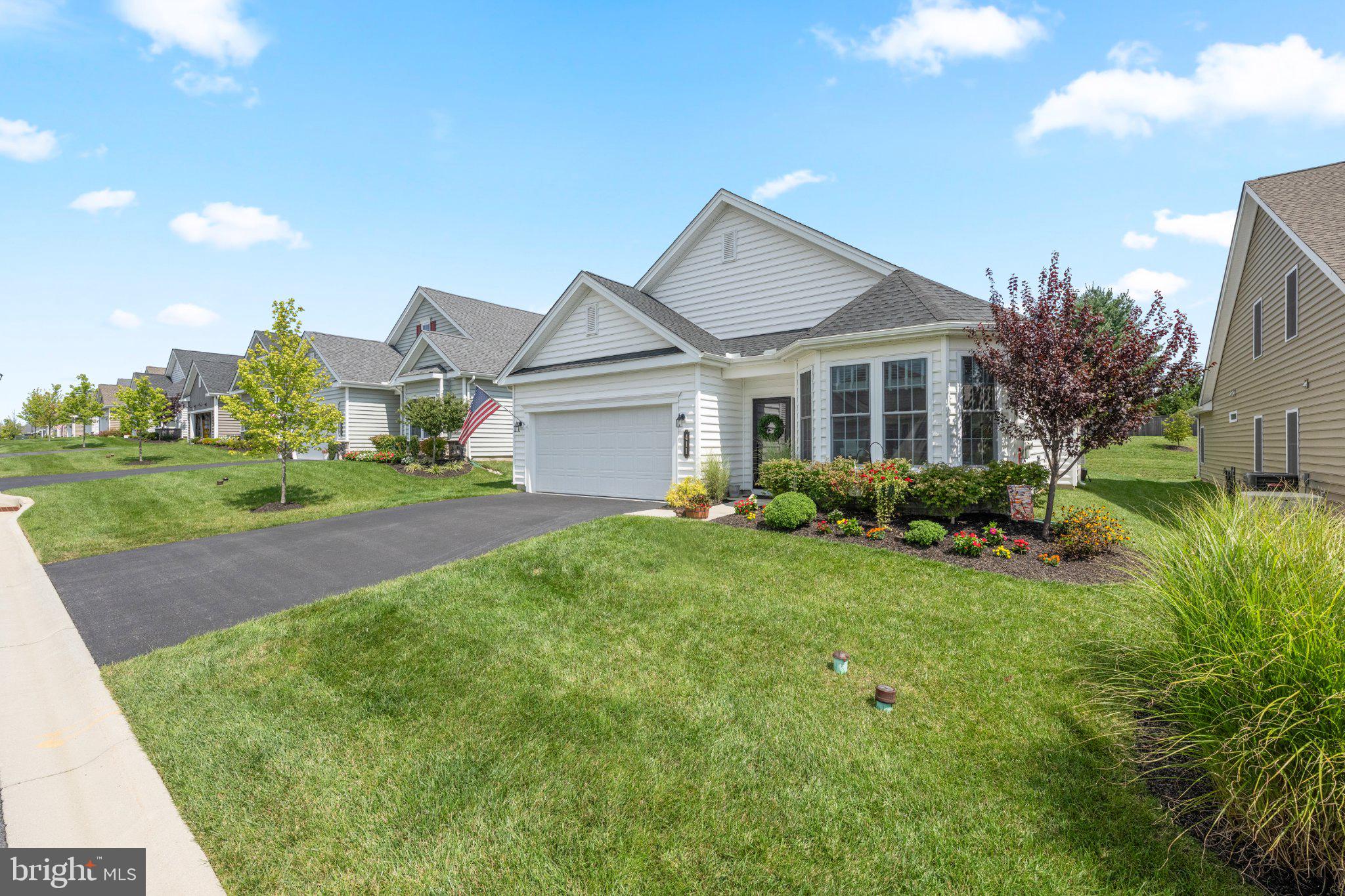 411 NATIONAL DRIVE