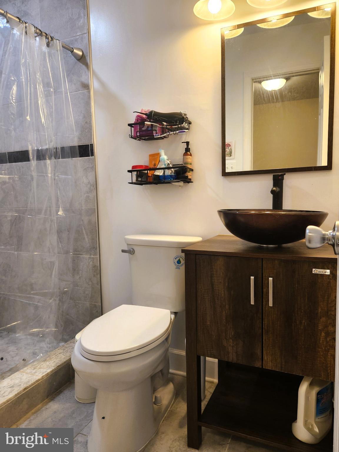 OLNEY OUTSIDE - Residential Lease