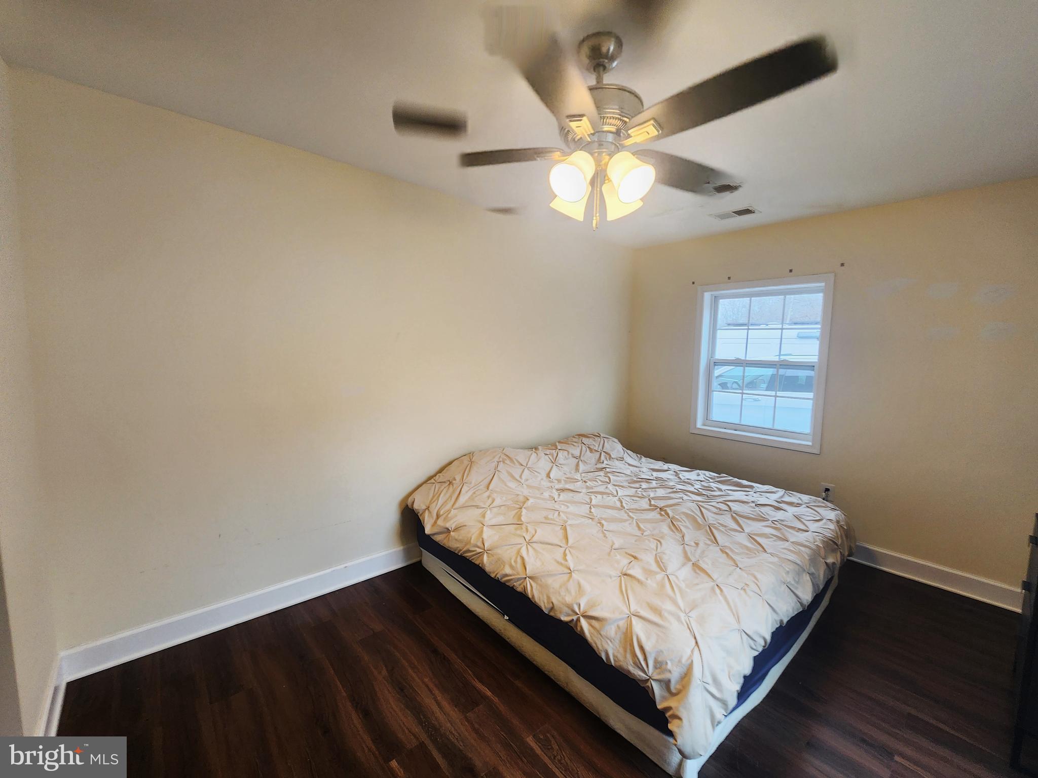 OLNEY OUTSIDE - Residential Lease