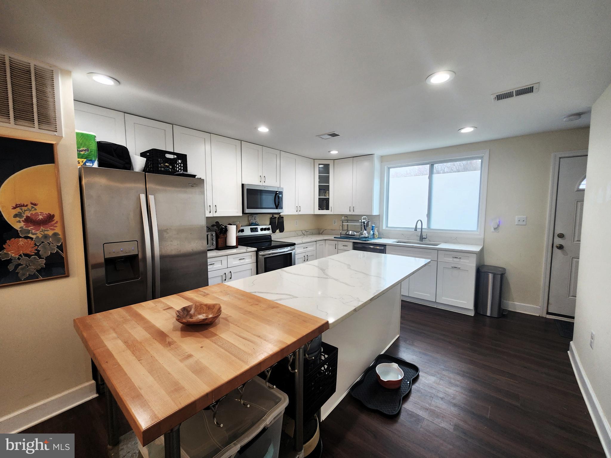 OLNEY OUTSIDE - Residential Lease