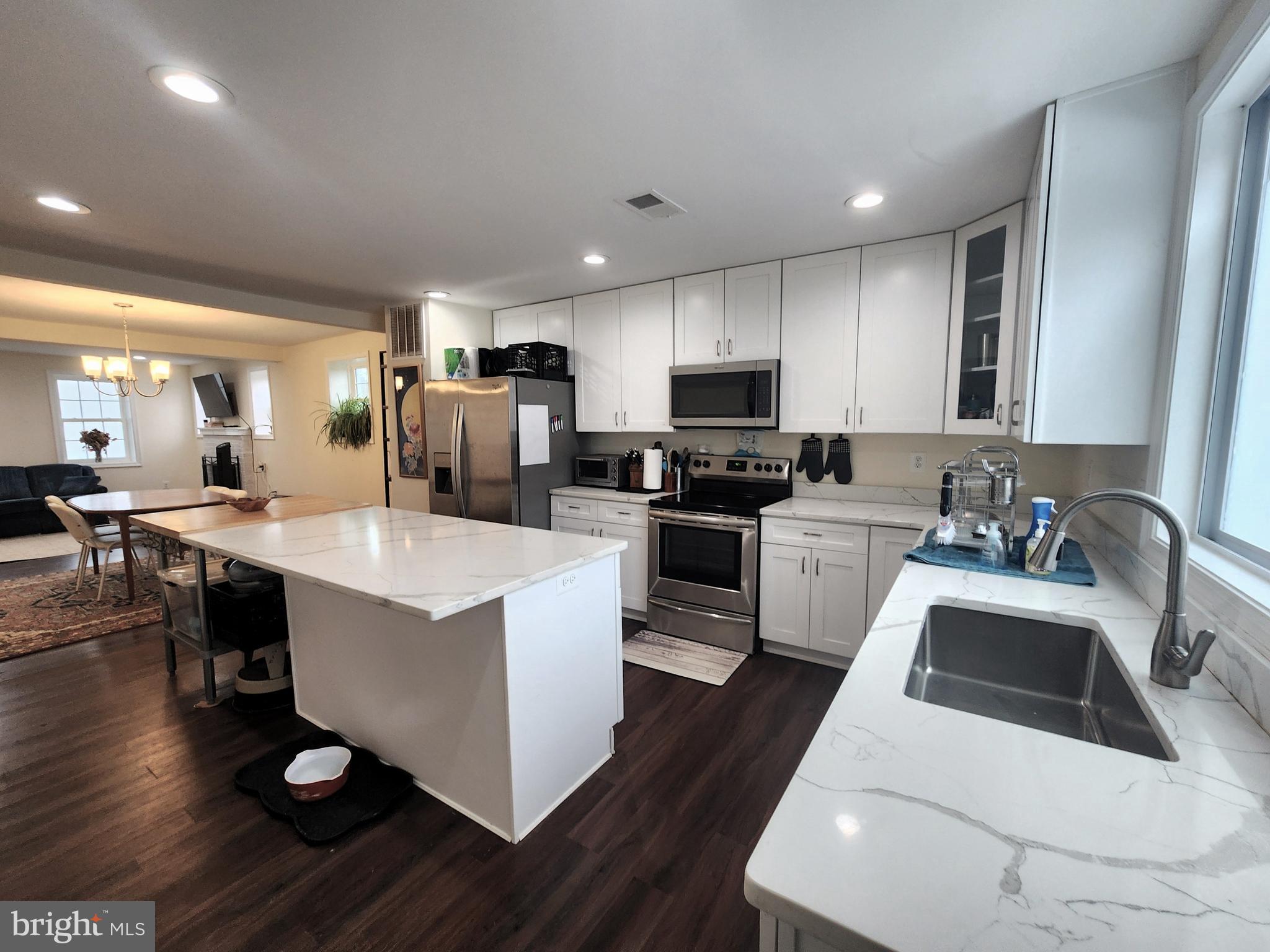 OLNEY OUTSIDE - Residential Lease