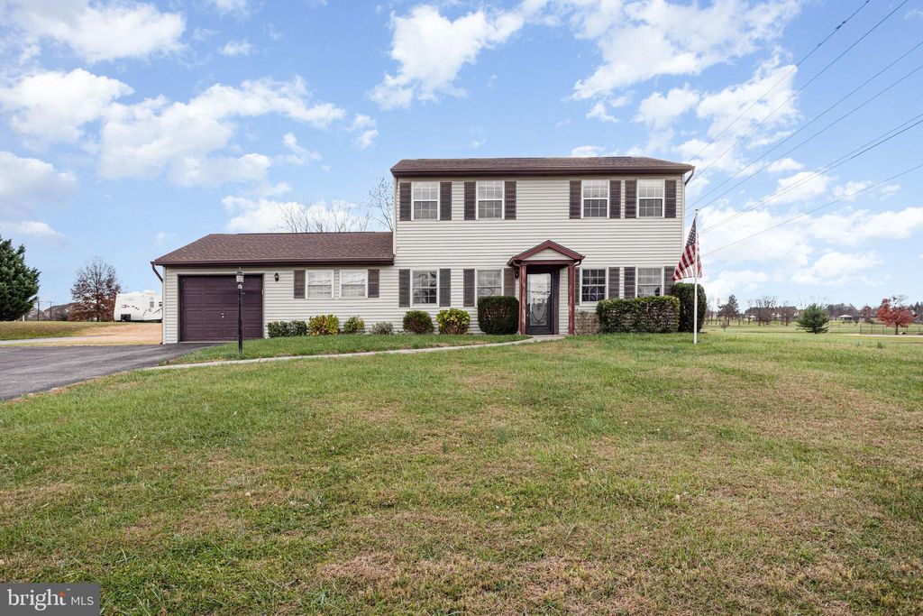 Photo of 966 Church Road, YORK, PA 17404 (MLS # PAYK2094058)