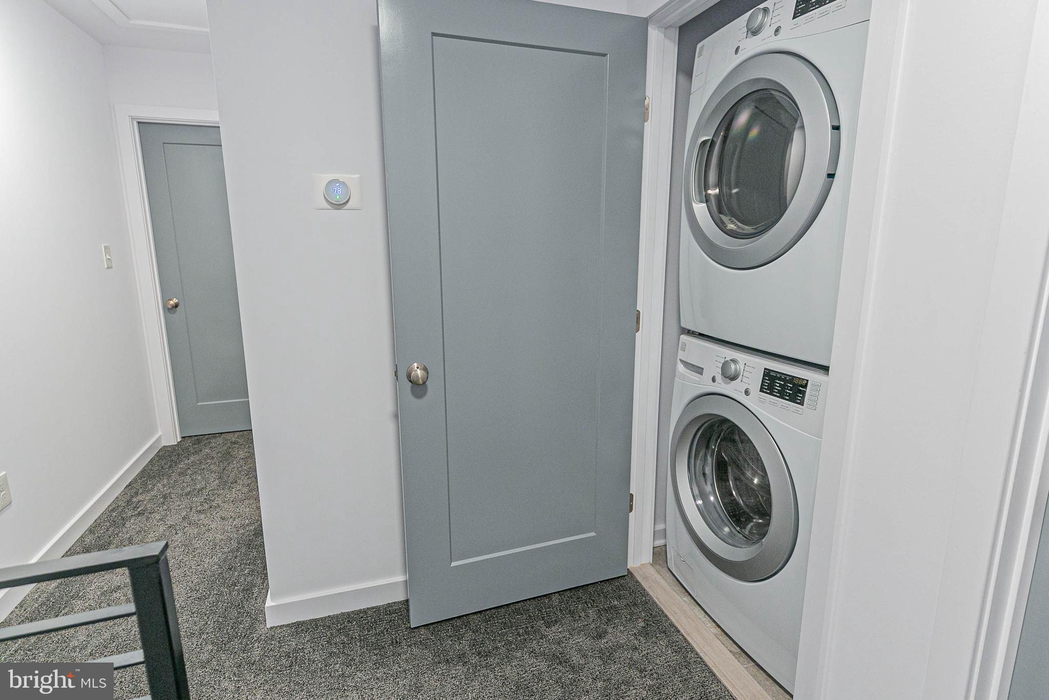 LAKE CAROLINE - Residential