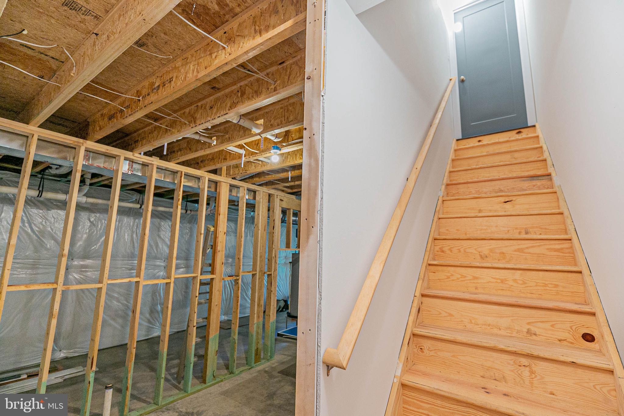 LAKE CAROLINE - Residential