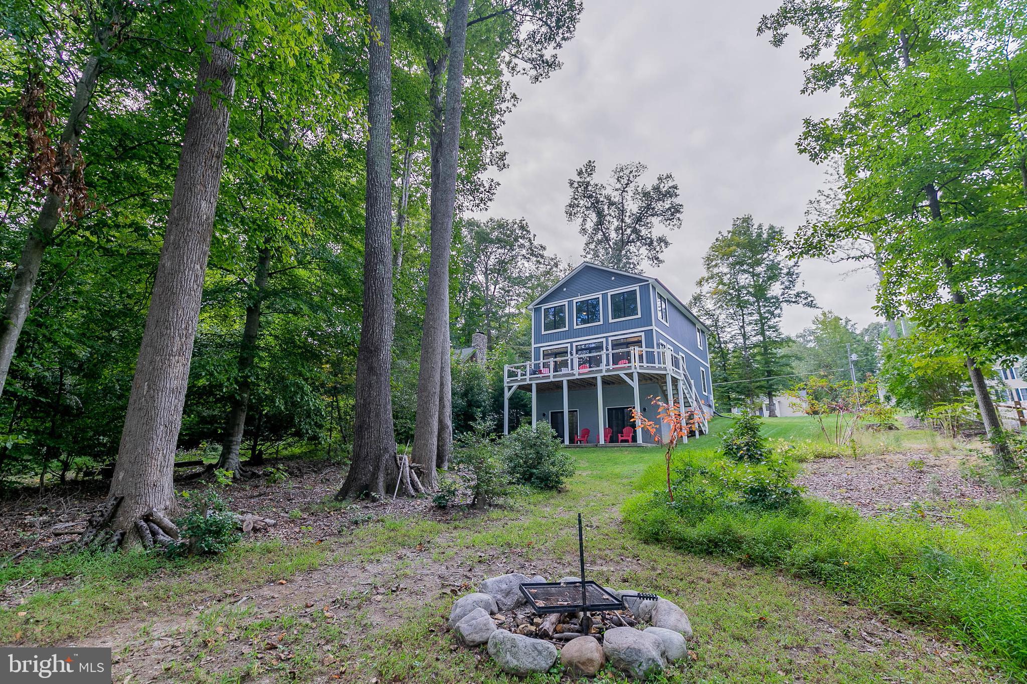 LAKE CAROLINE - Residential