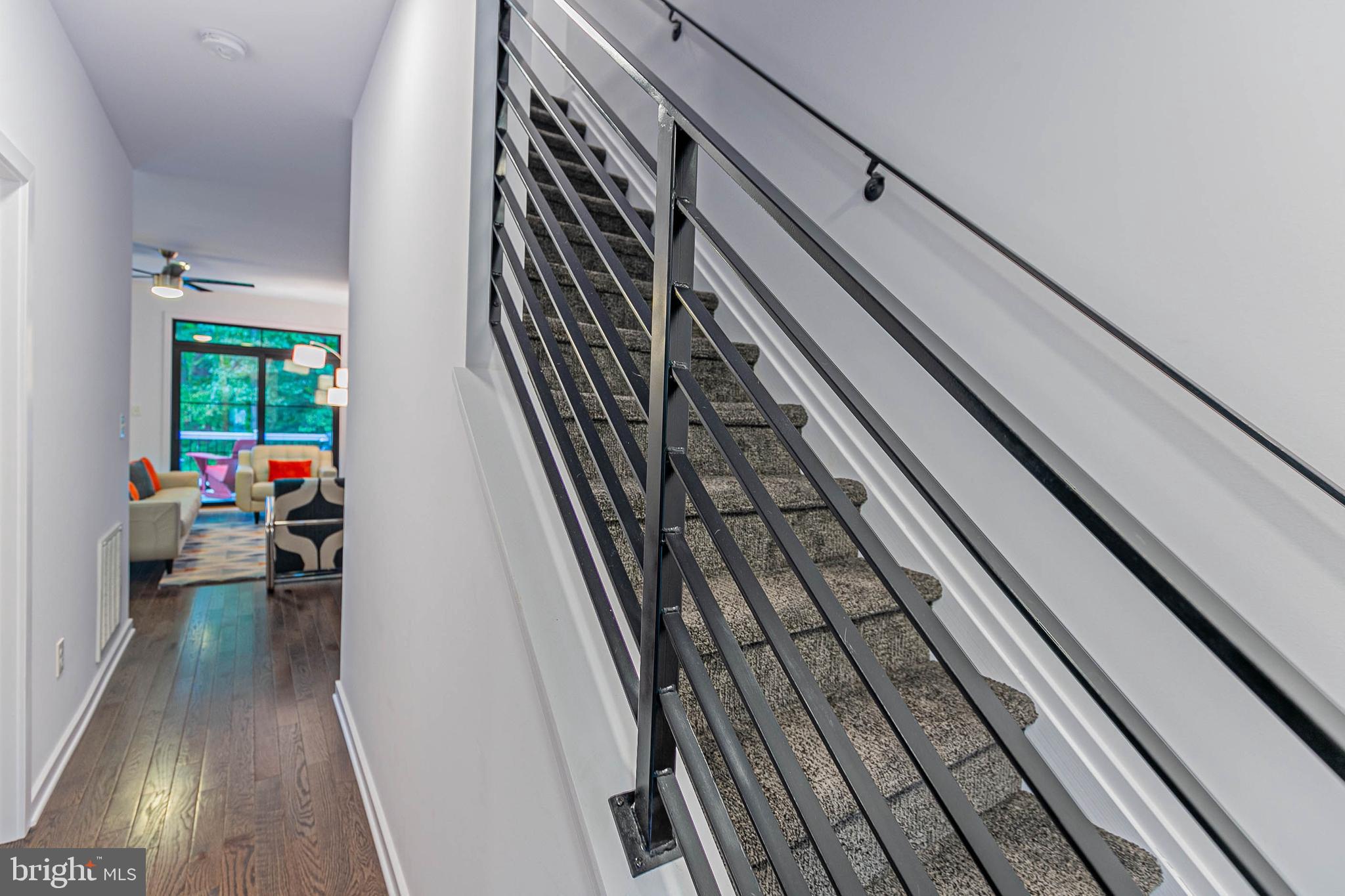 LAKE CAROLINE - Residential