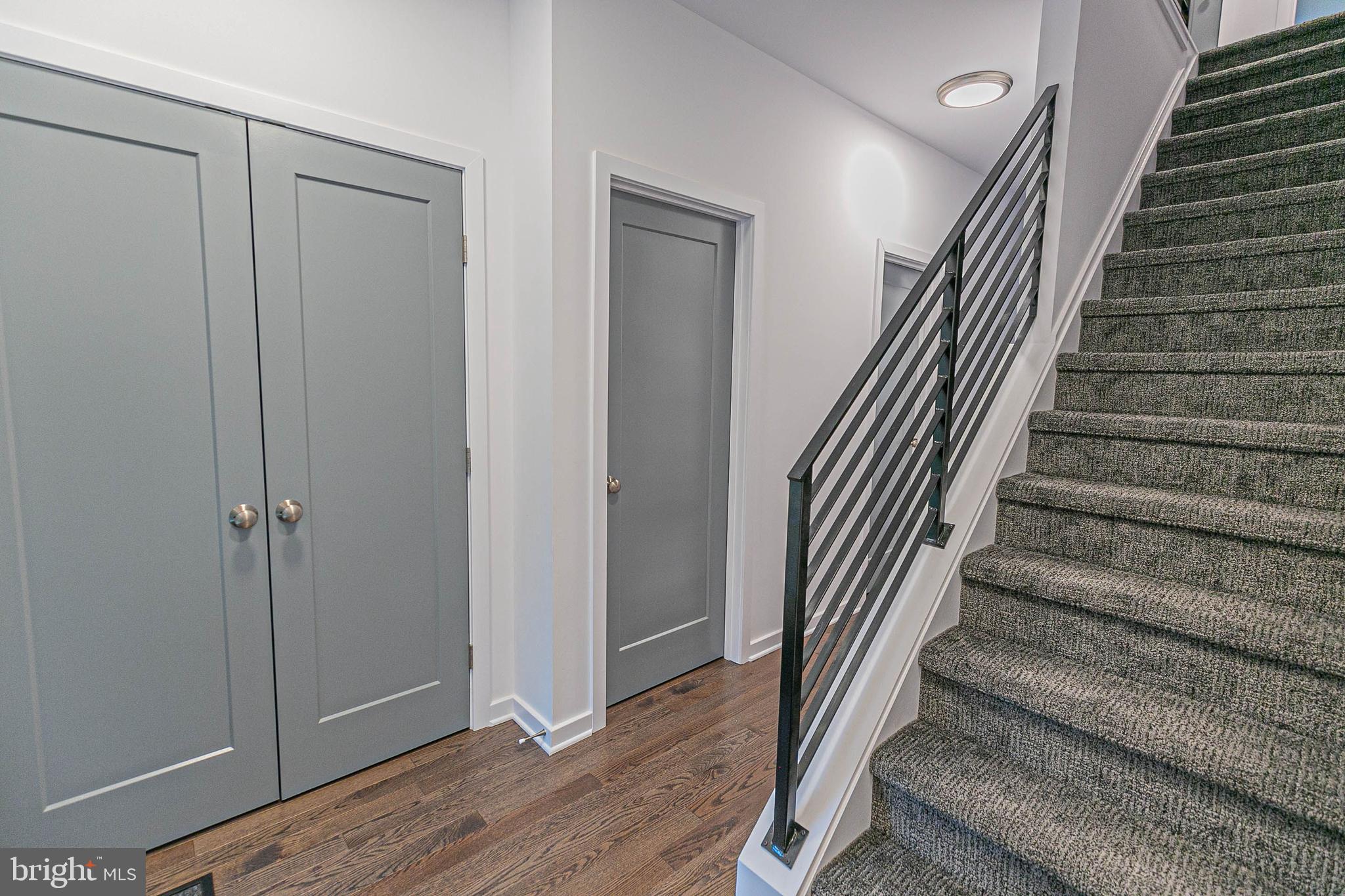 LAKE CAROLINE - Residential