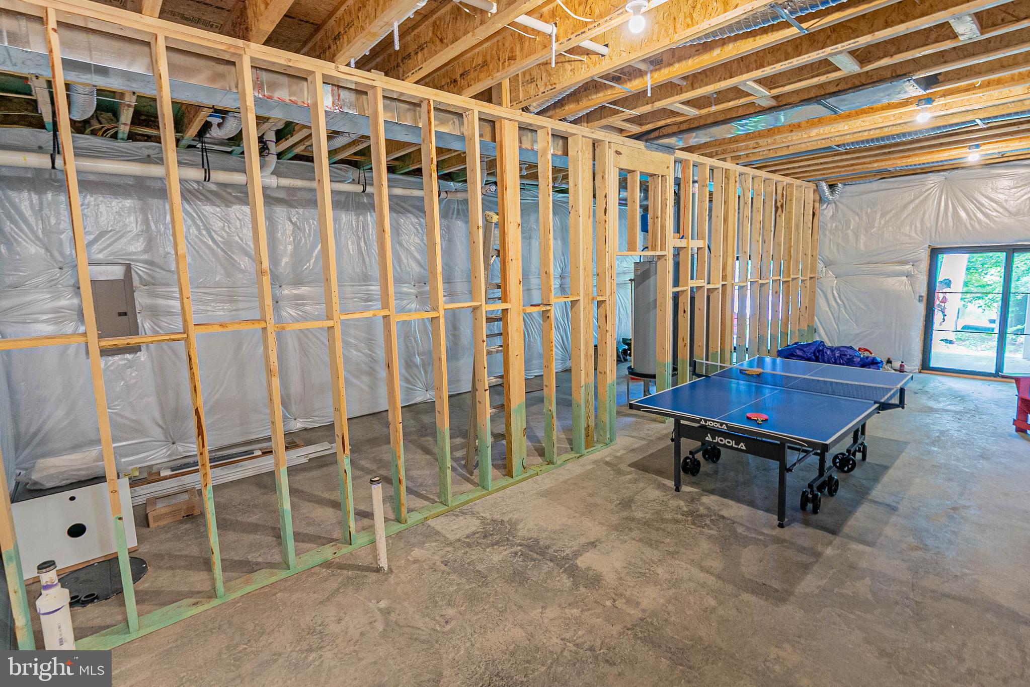 LAKE CAROLINE - Residential