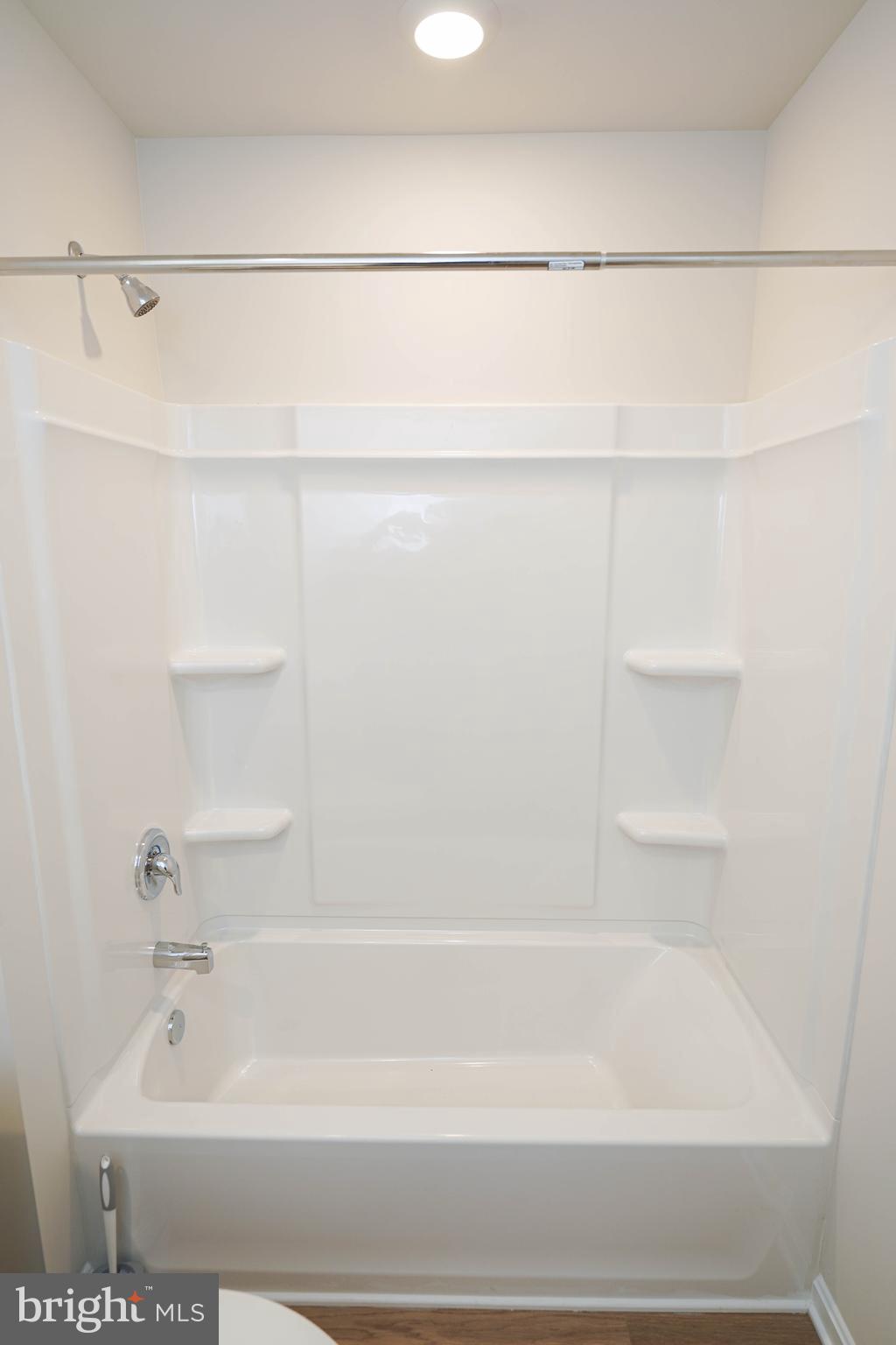 SASSAFRAS MEADOWS - Residential Lease